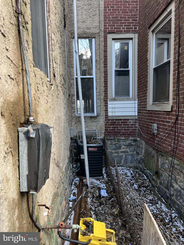 PHILADELPHIA (WEST) - Residential