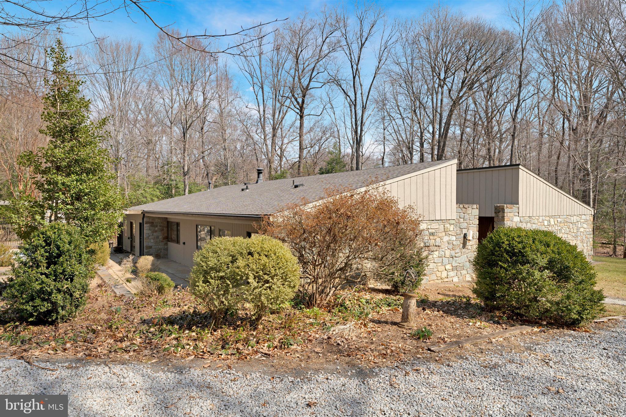 BOUNDBROOK - Residential