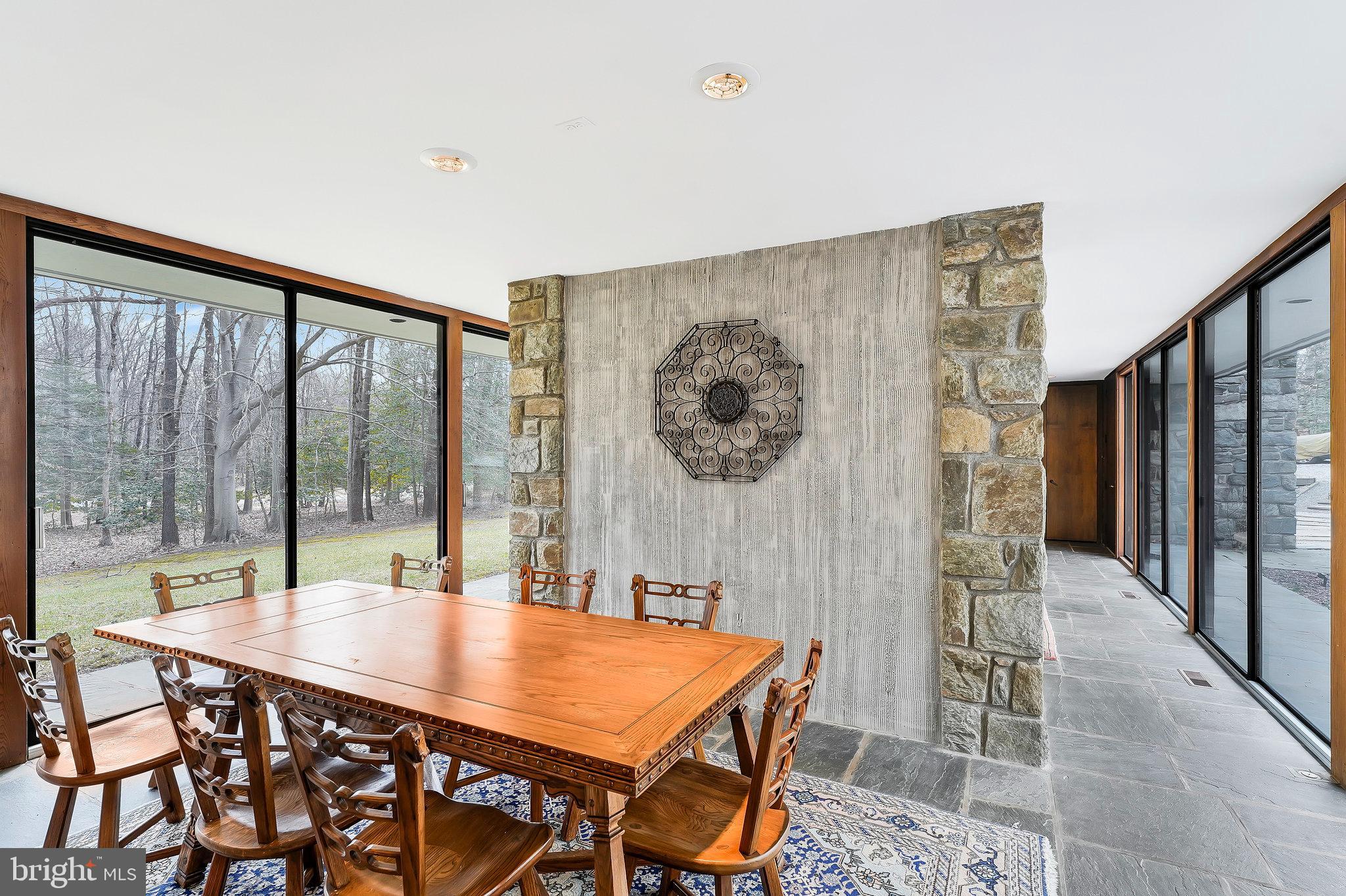 BOUNDBROOK - Residential