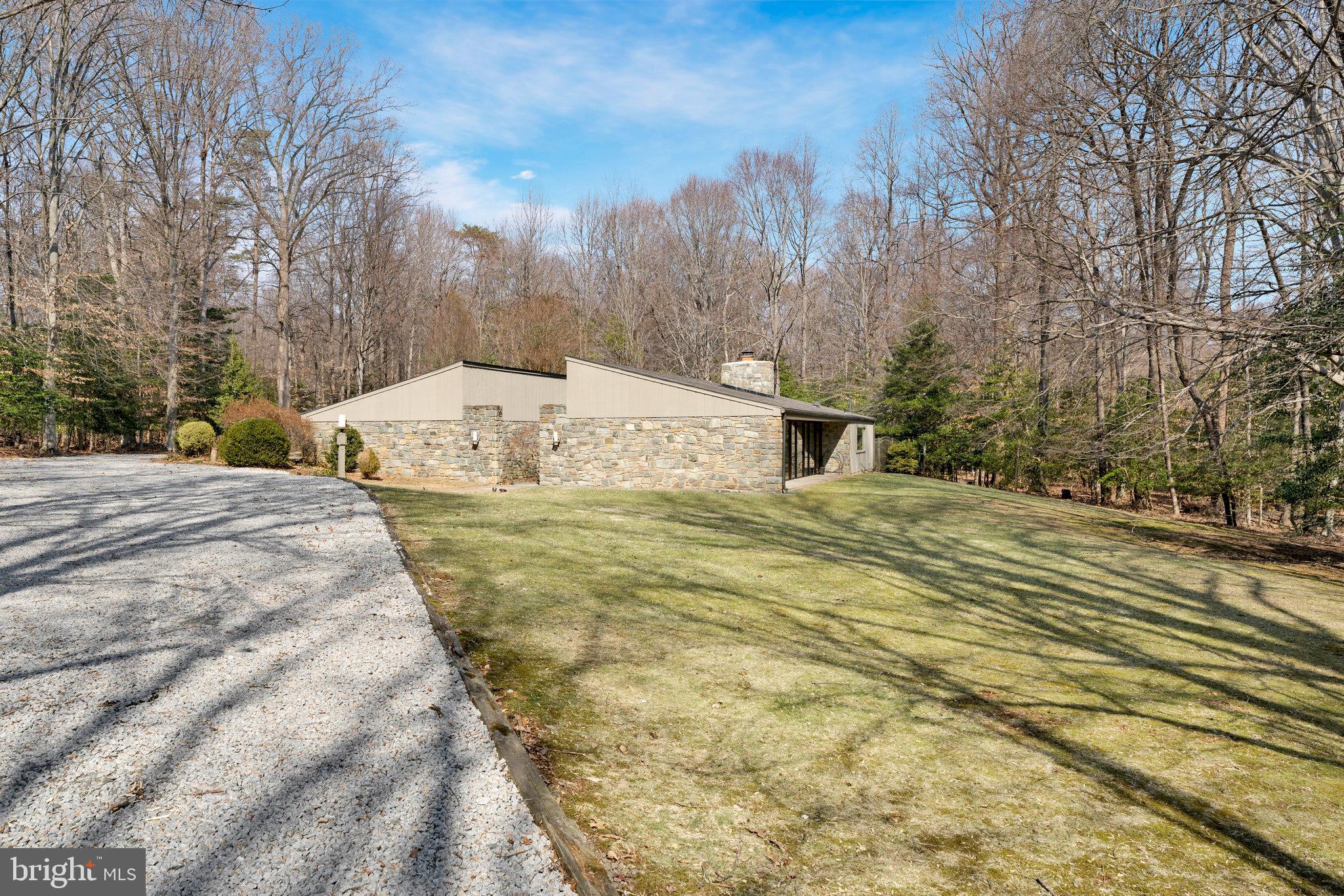 BOUNDBROOK - Residential