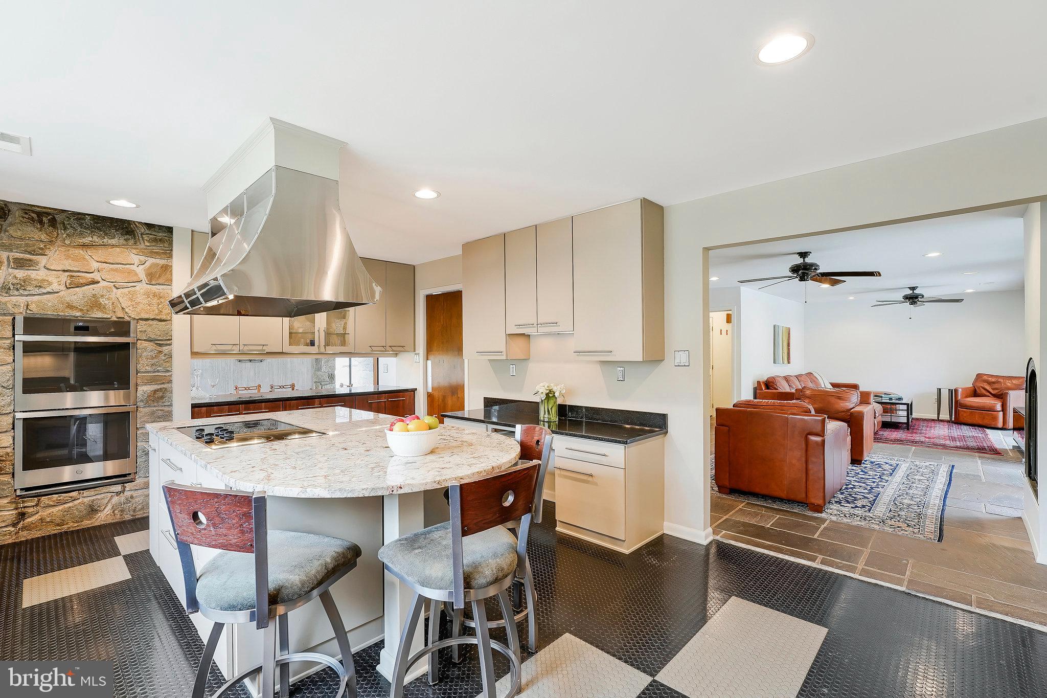 BOUNDBROOK - Residential