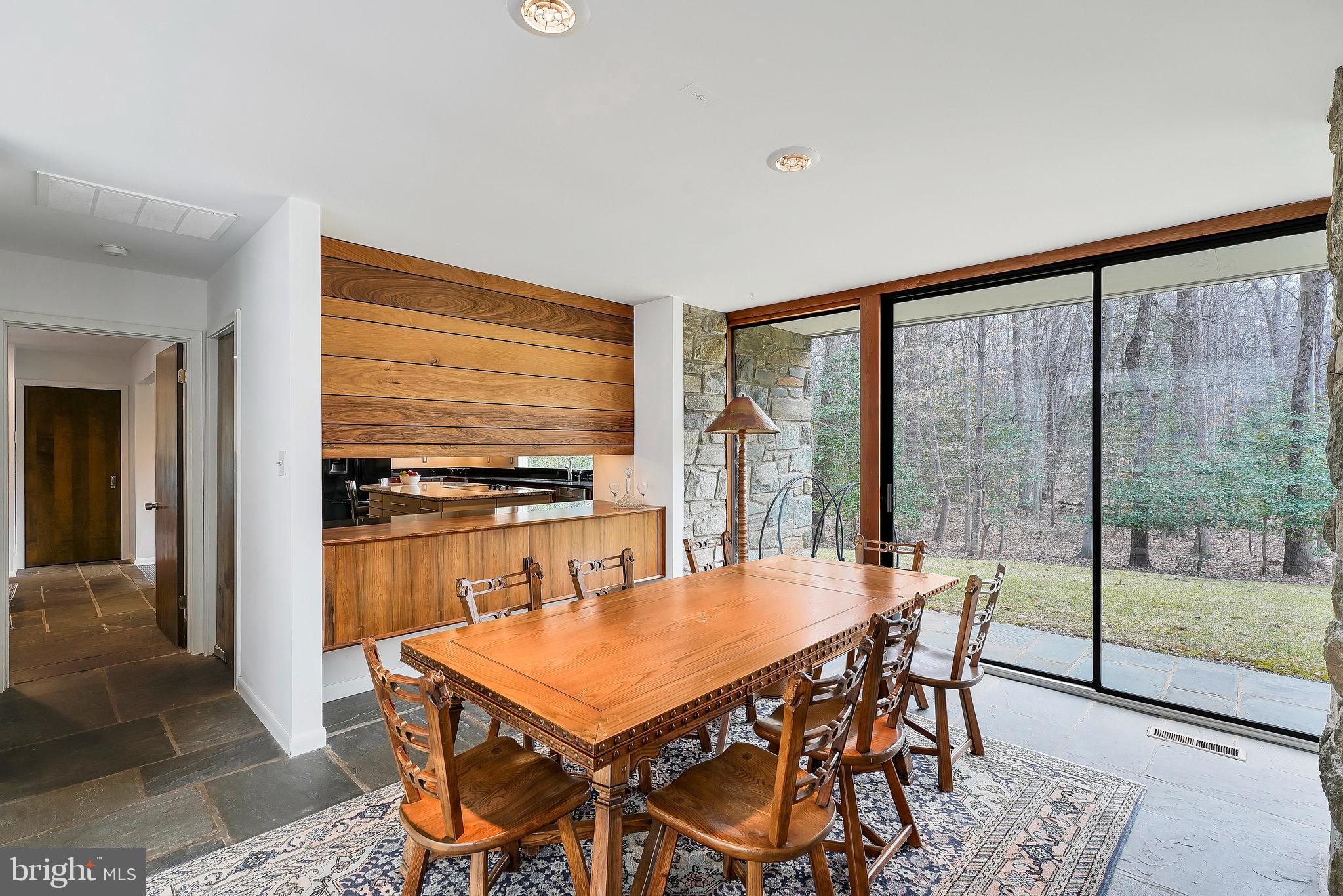 BOUNDBROOK - Residential