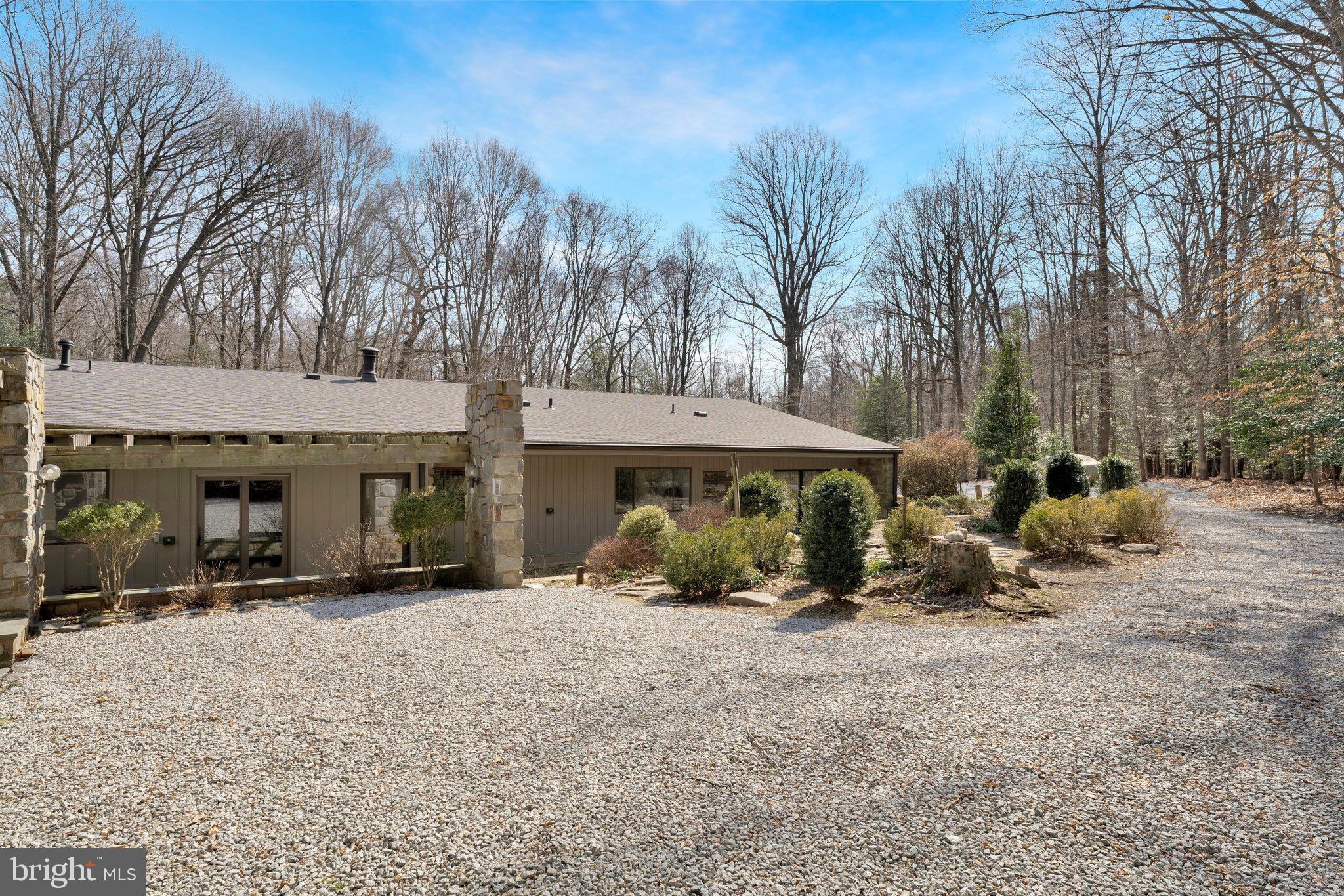 BOUNDBROOK - Residential