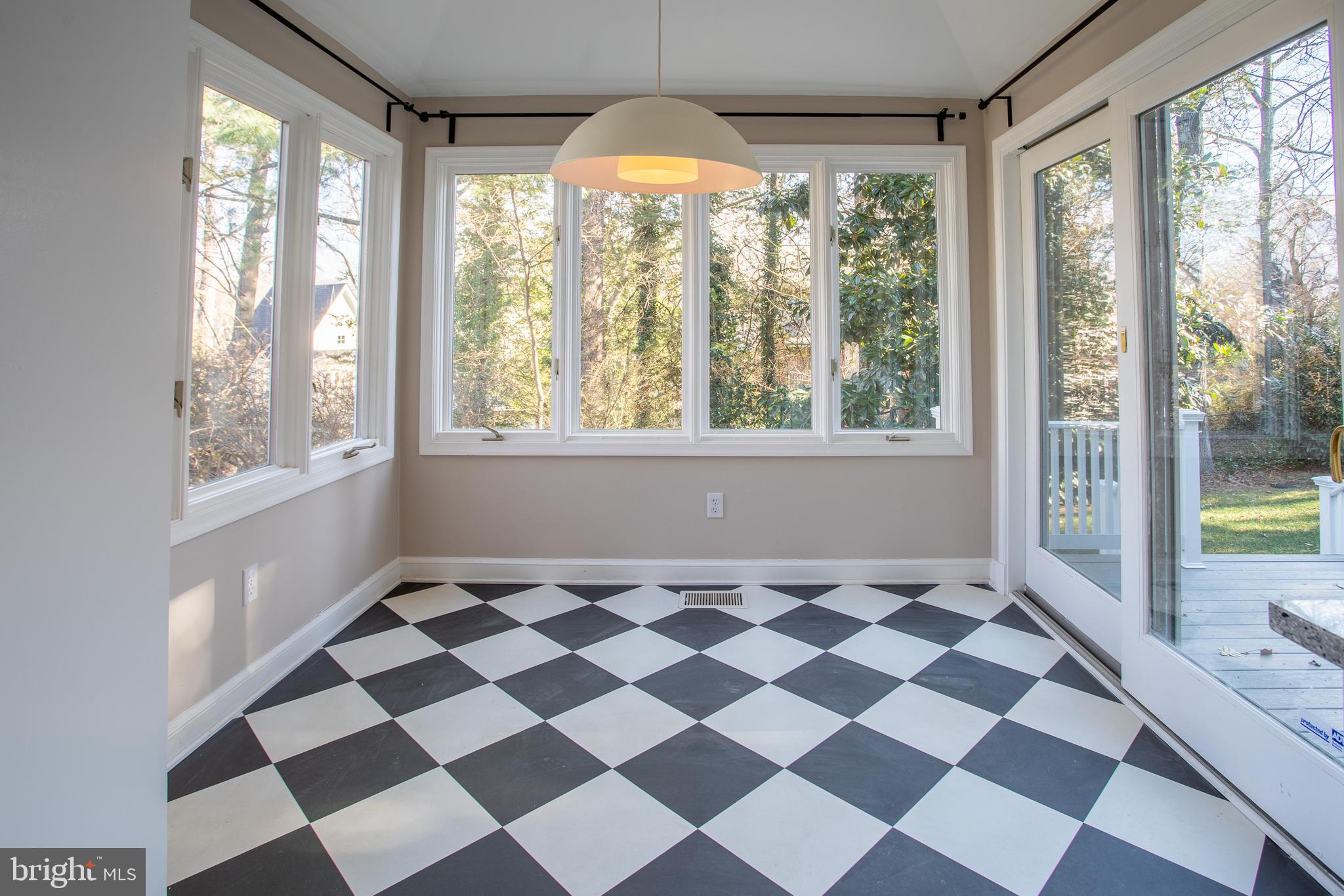 SUMNER - Residential