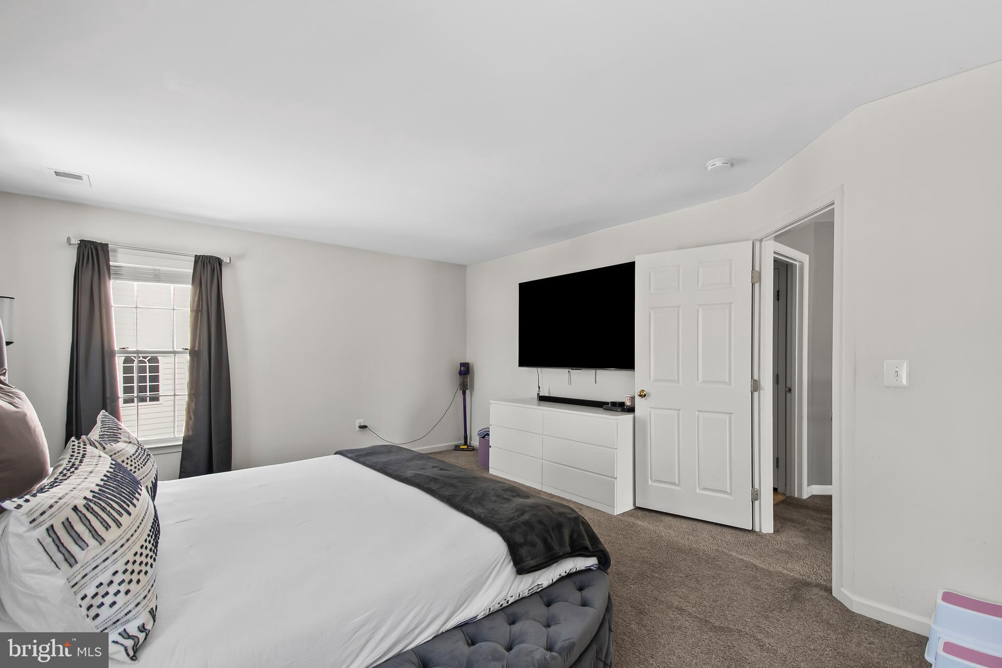 AUTUMN HILLS - Residential