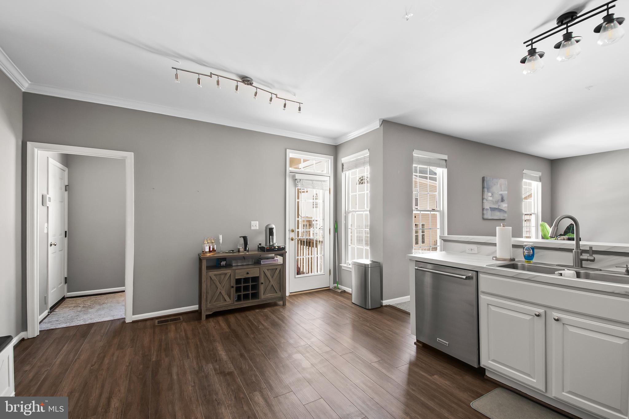 AUTUMN HILLS - Residential