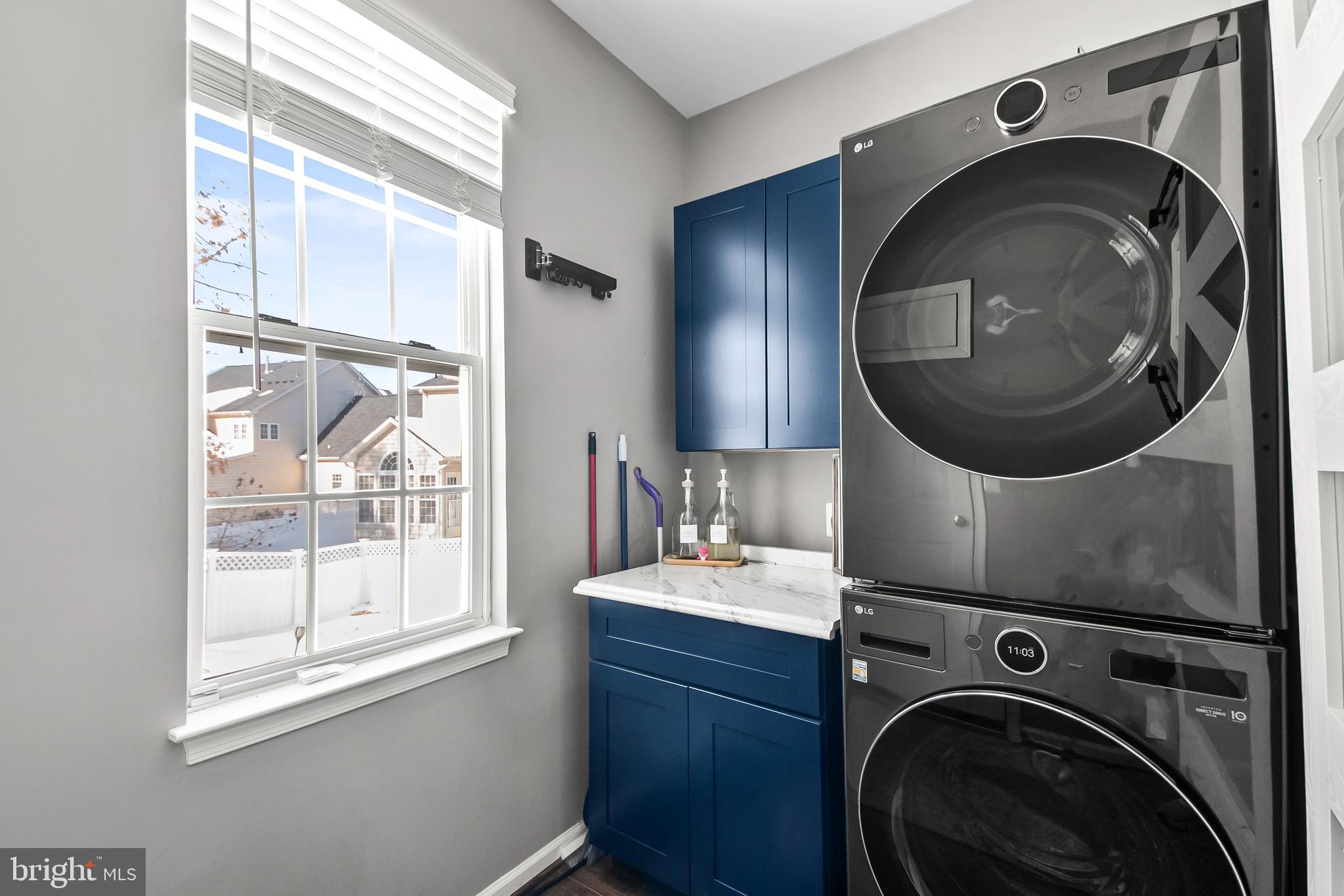 AUTUMN HILLS - Residential