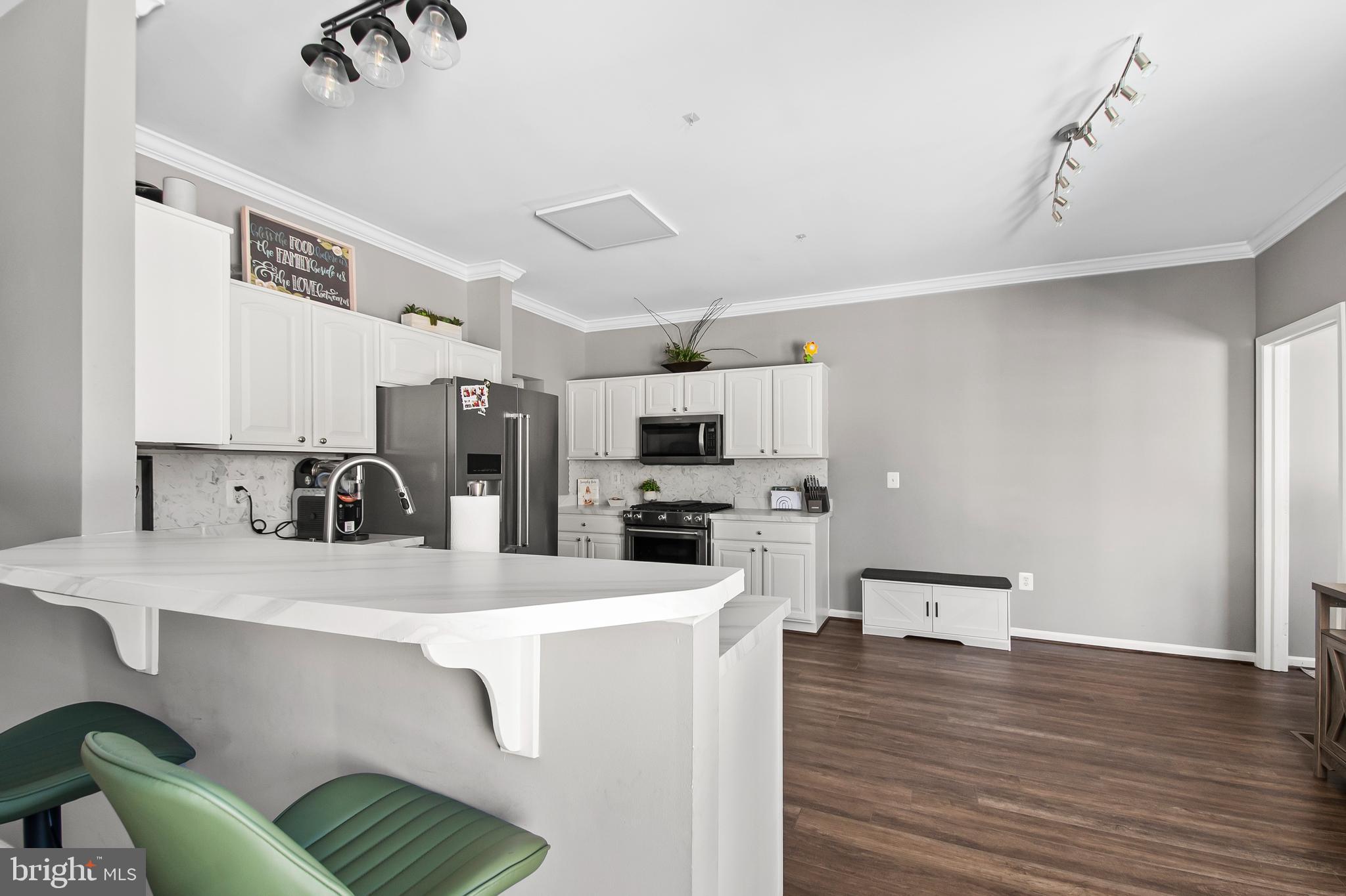 AUTUMN HILLS - Residential