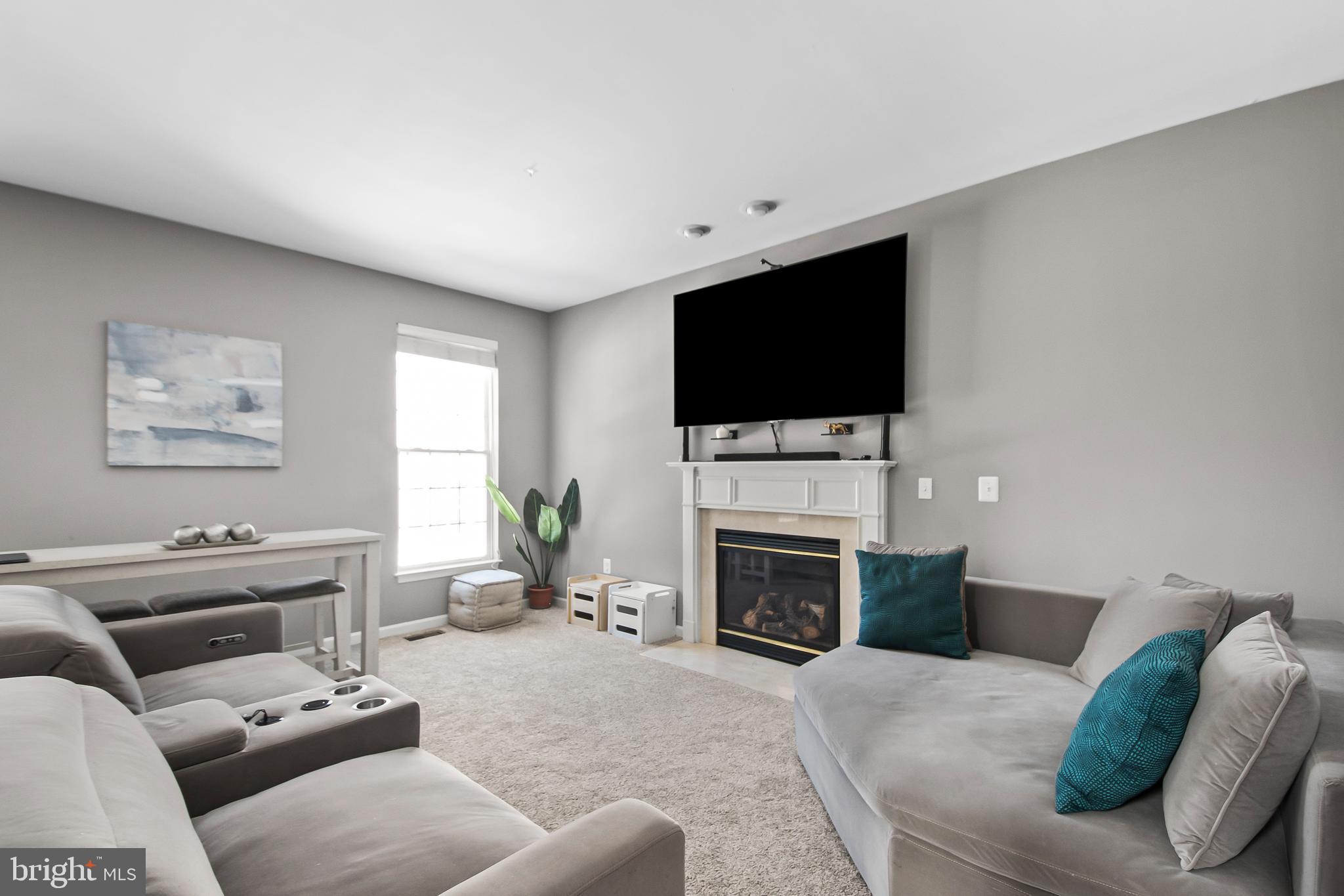 AUTUMN HILLS - Residential