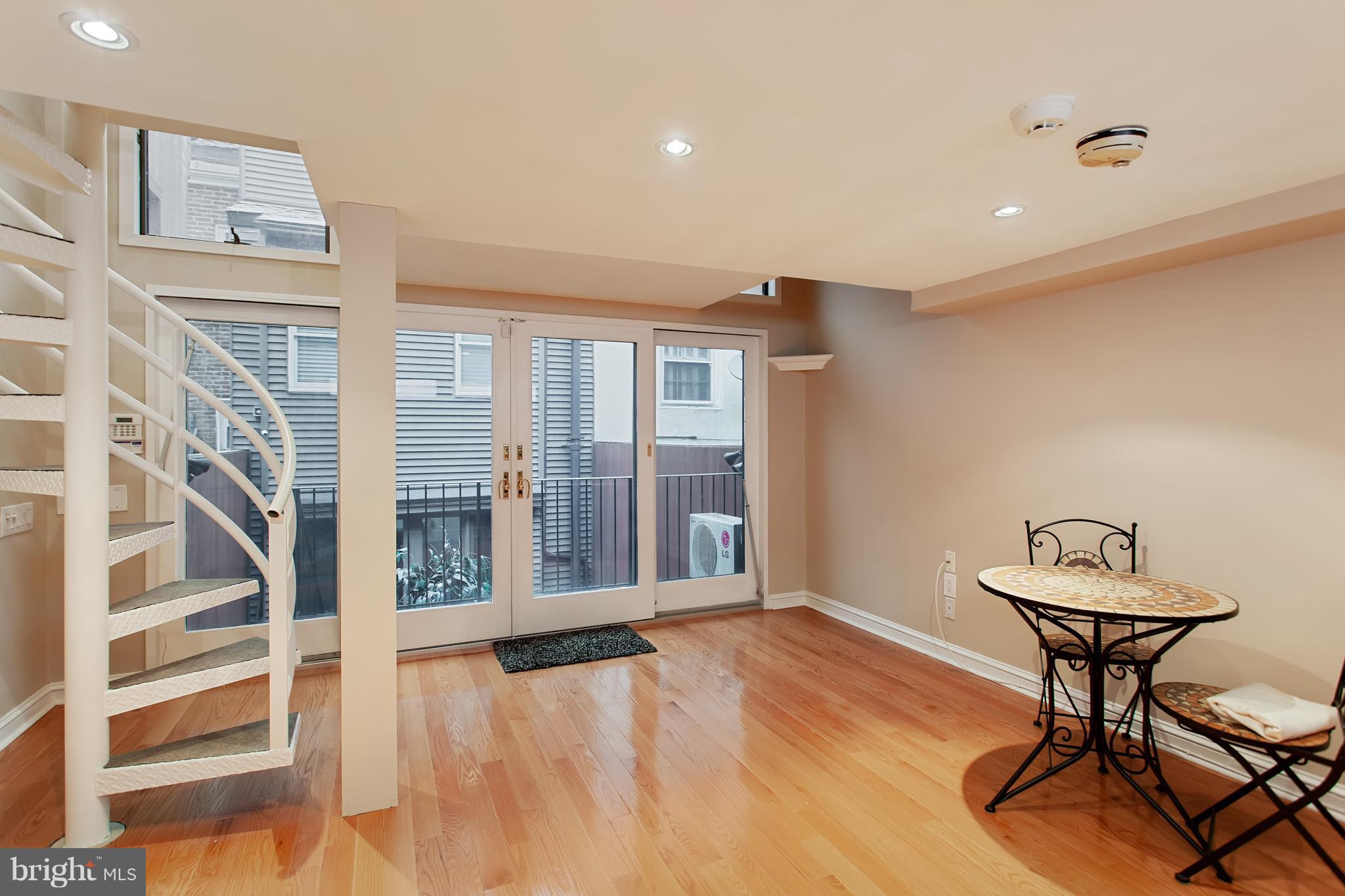 RITTENHOUSE SQUARE - Residential