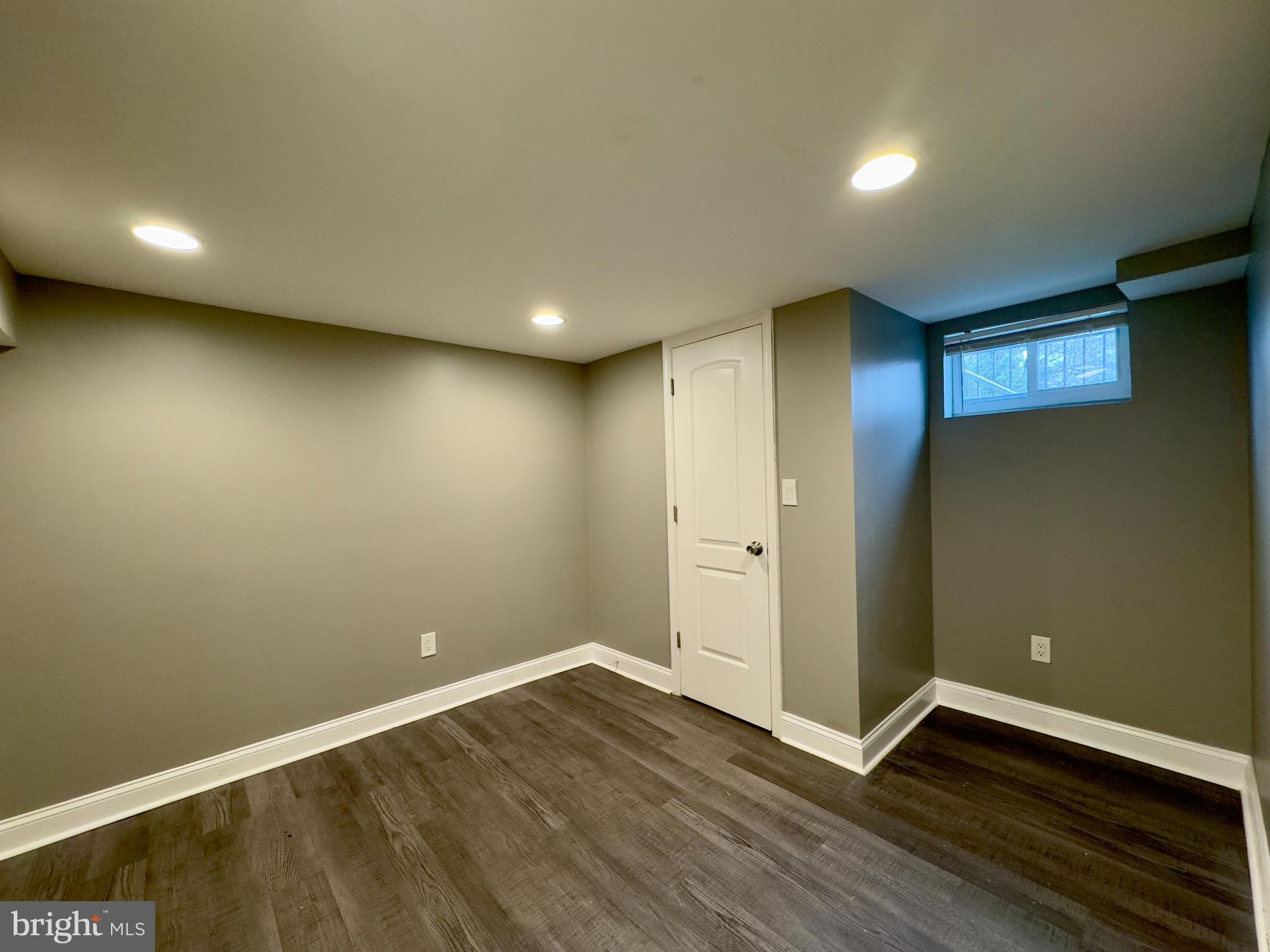 GOVANS - Residential Lease