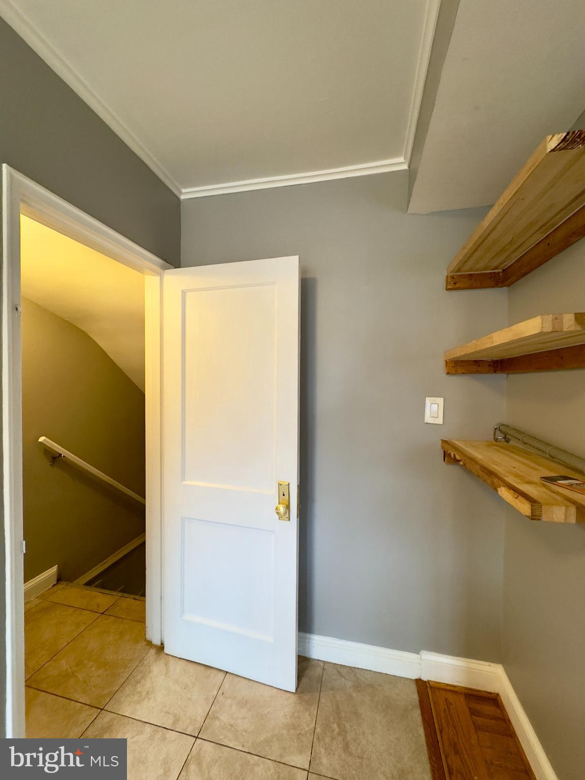 GOVANS - Residential Lease