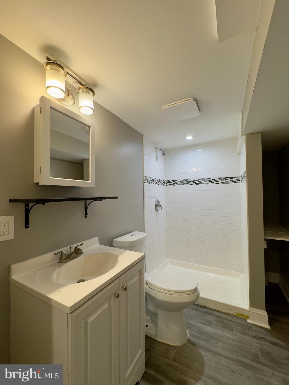 GOVANS - Residential Lease