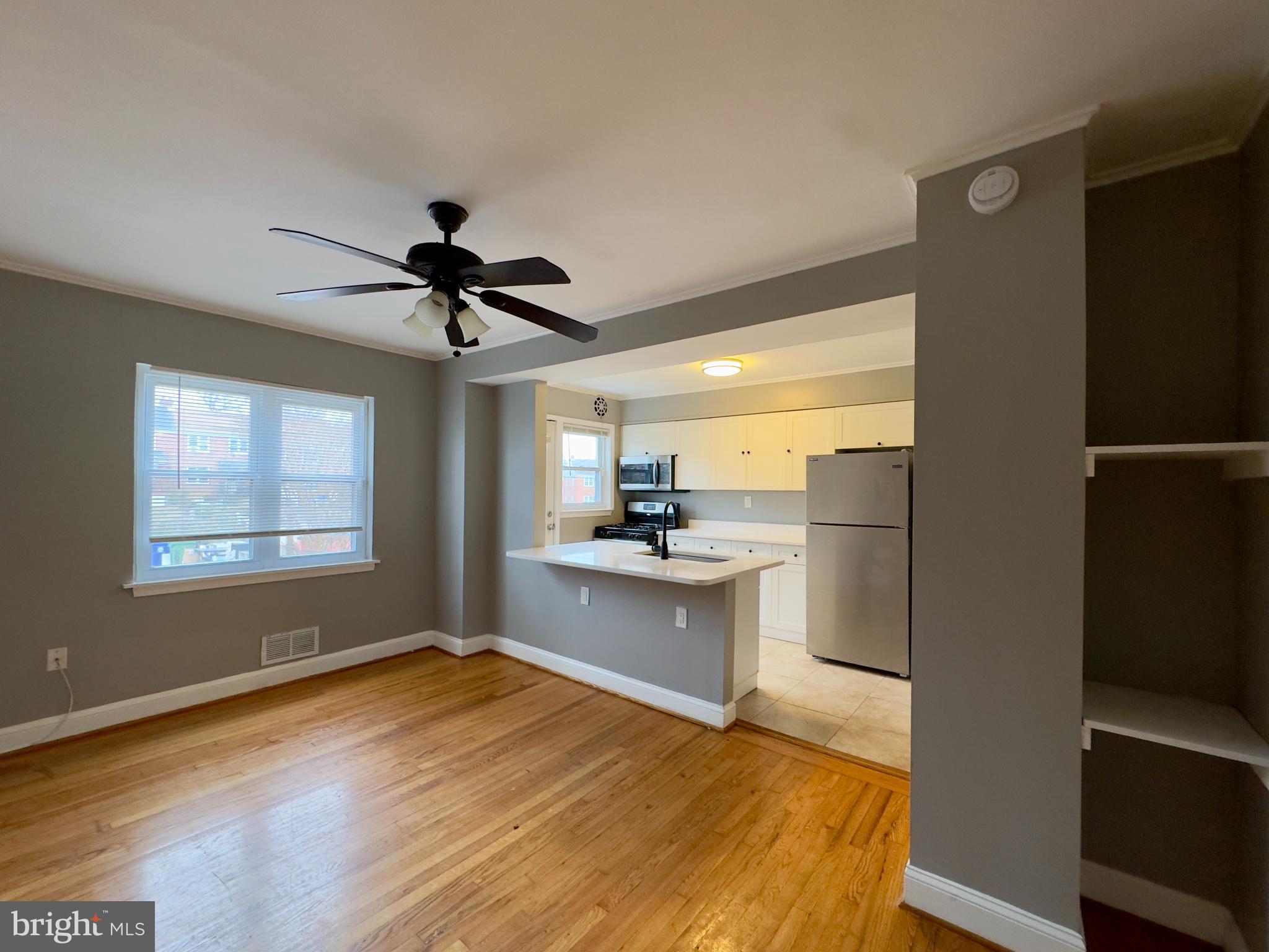 GOVANS - Residential Lease