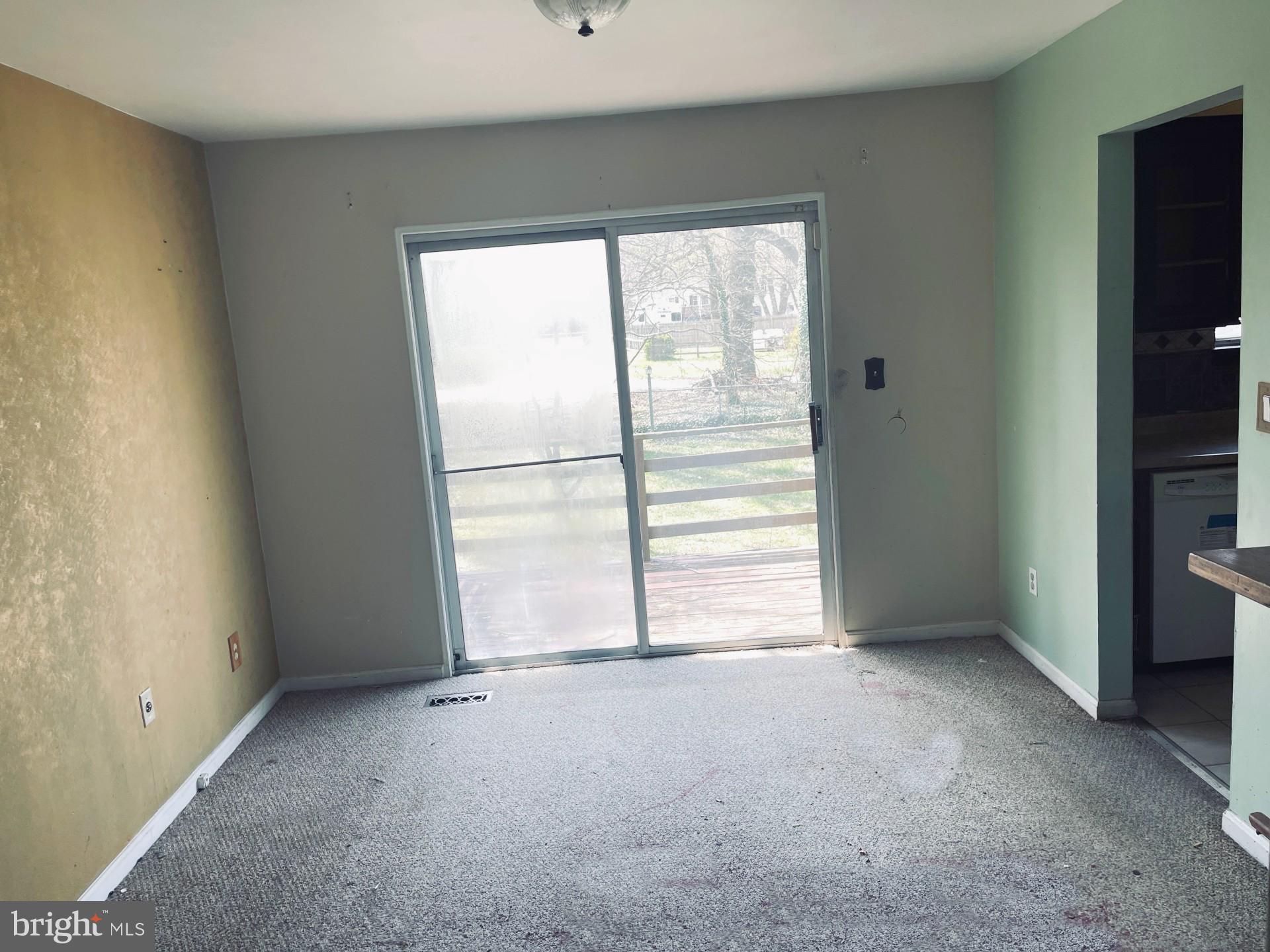 CATONSVILLE GARDENS - Residential