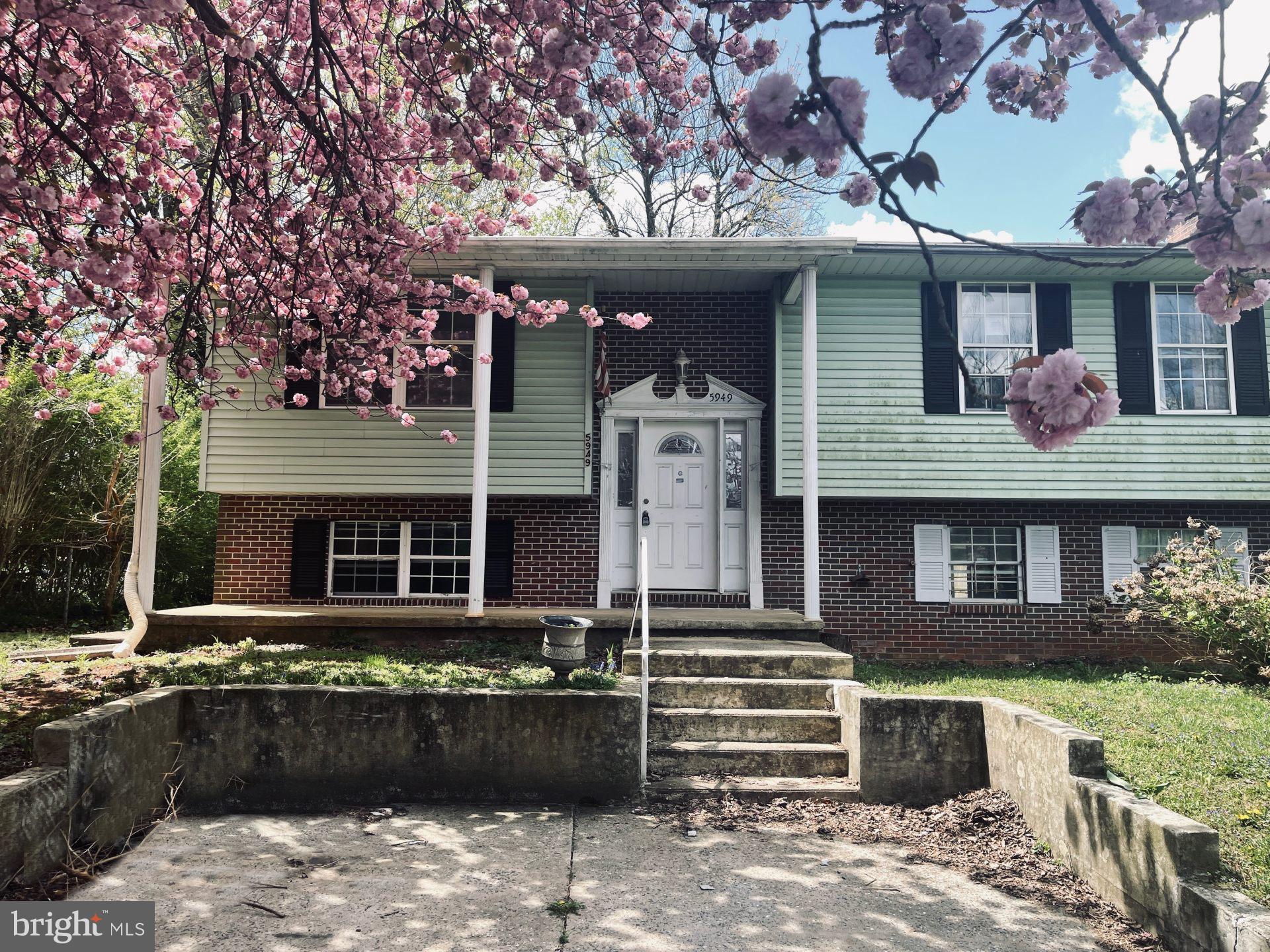 CATONSVILLE GARDENS - Residential