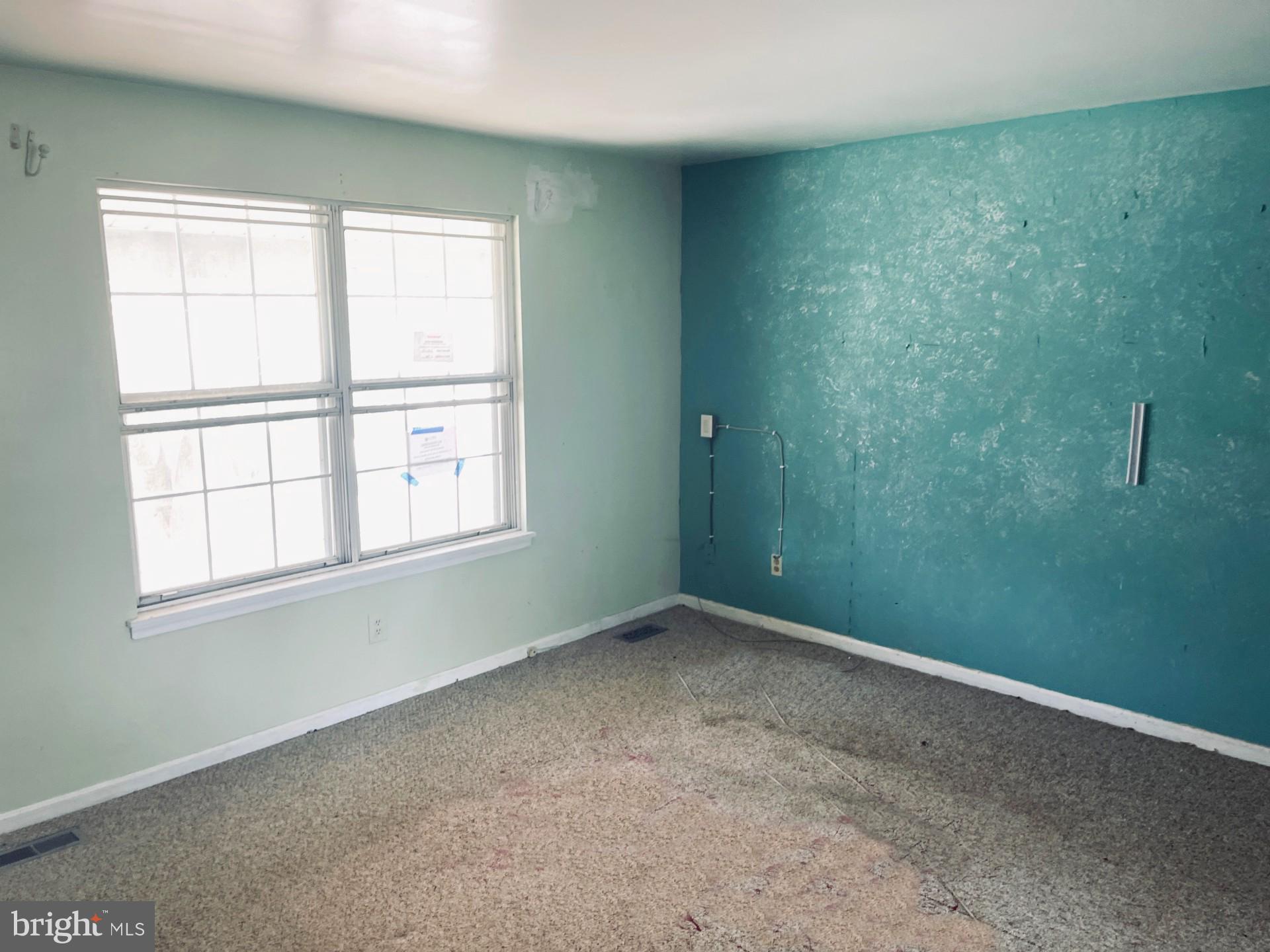 CATONSVILLE GARDENS - Residential