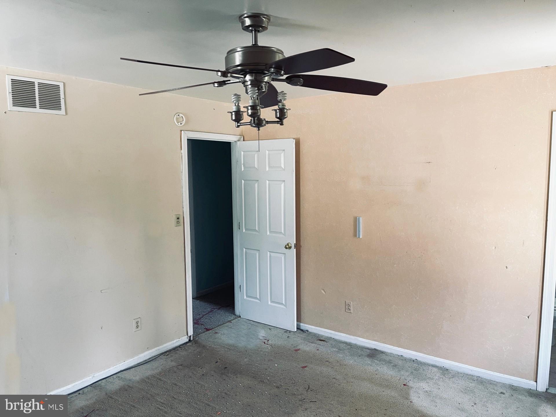 CATONSVILLE GARDENS - Residential