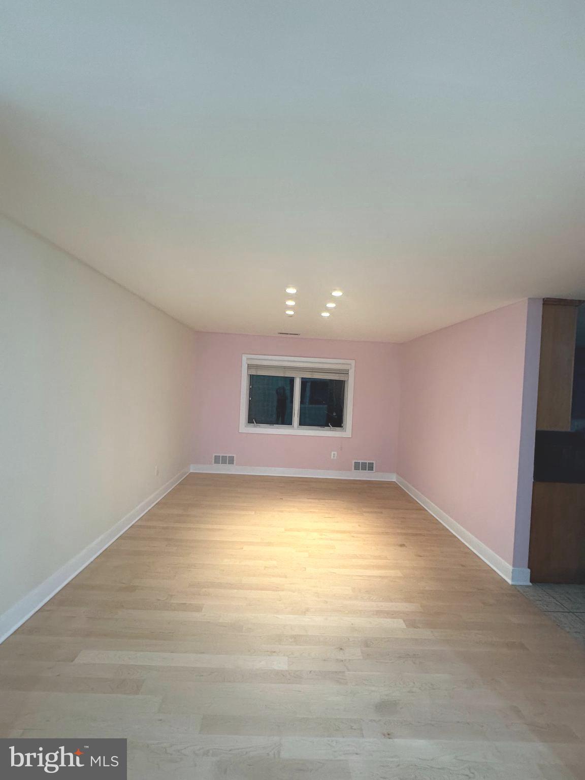 ASHLEIGH - Residential Lease