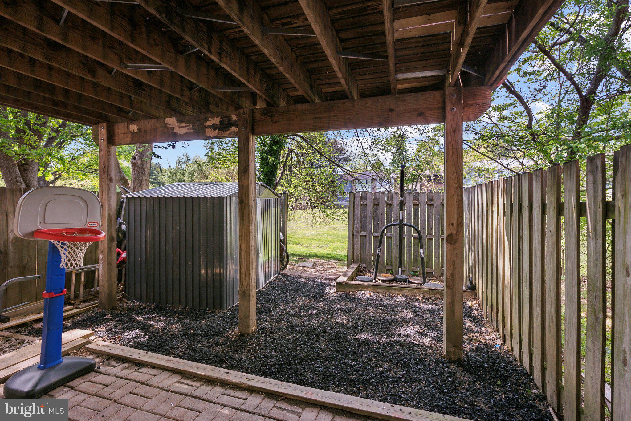 VILLAGE OF OAKLAND MILLS - Residential