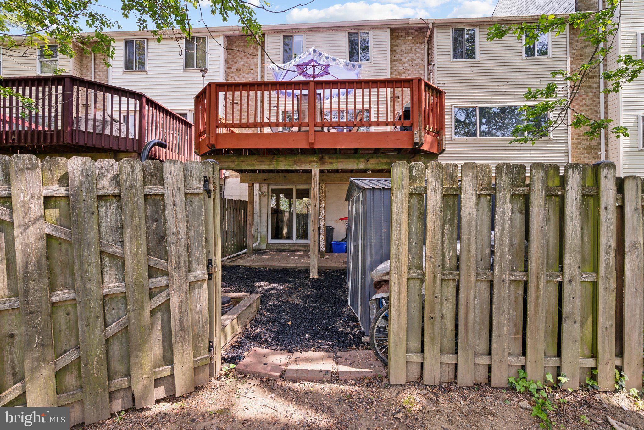 VILLAGE OF OAKLAND MILLS - Residential