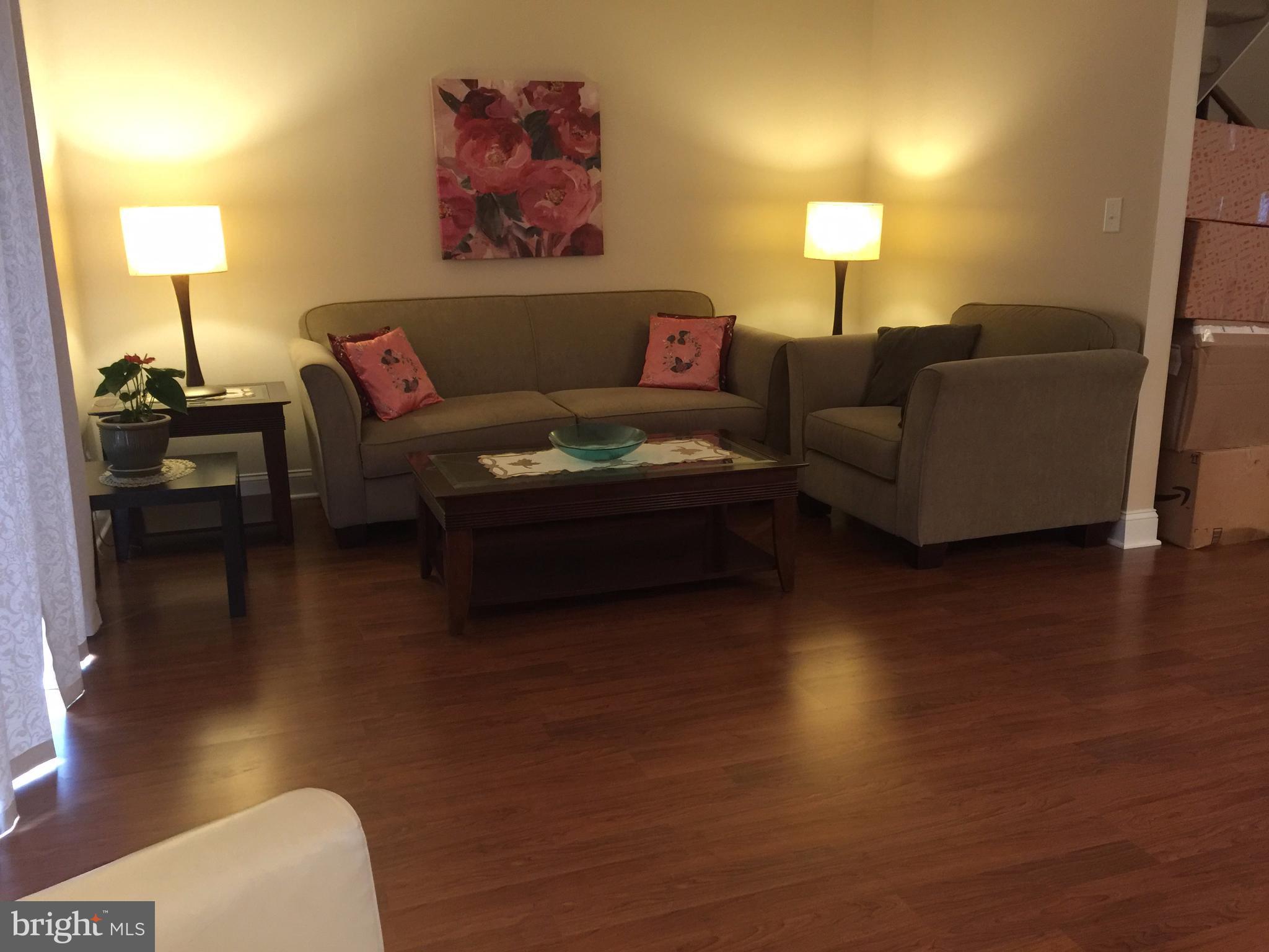 VANTAGE POINT - Residential Lease