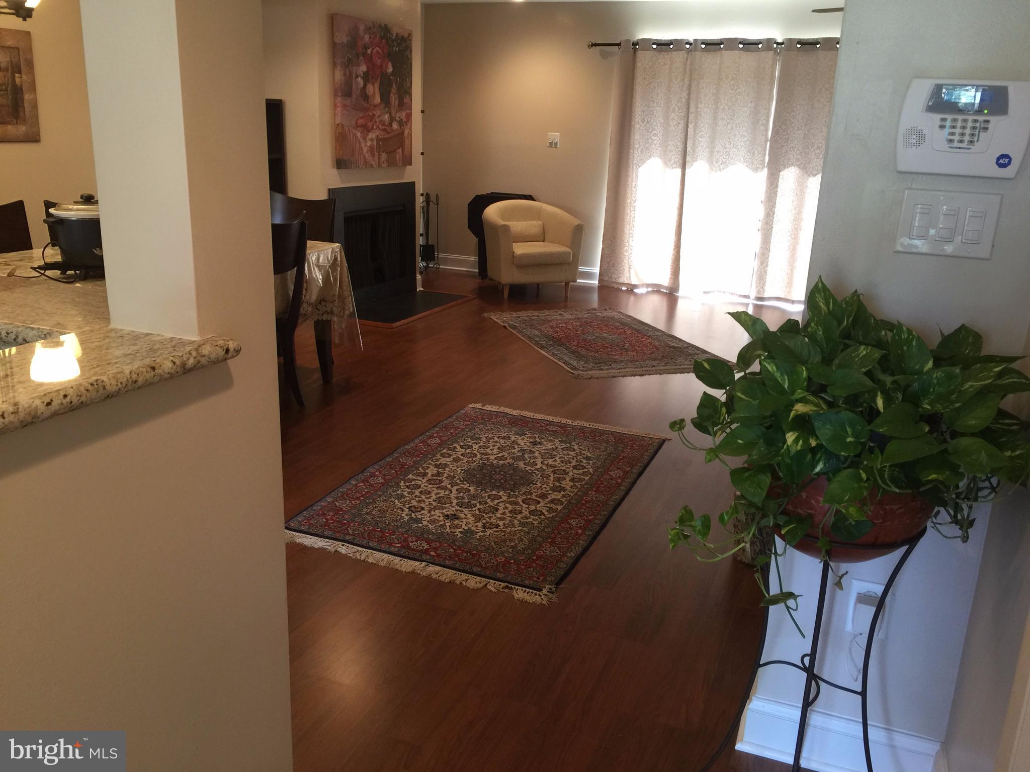 VANTAGE POINT - Residential Lease