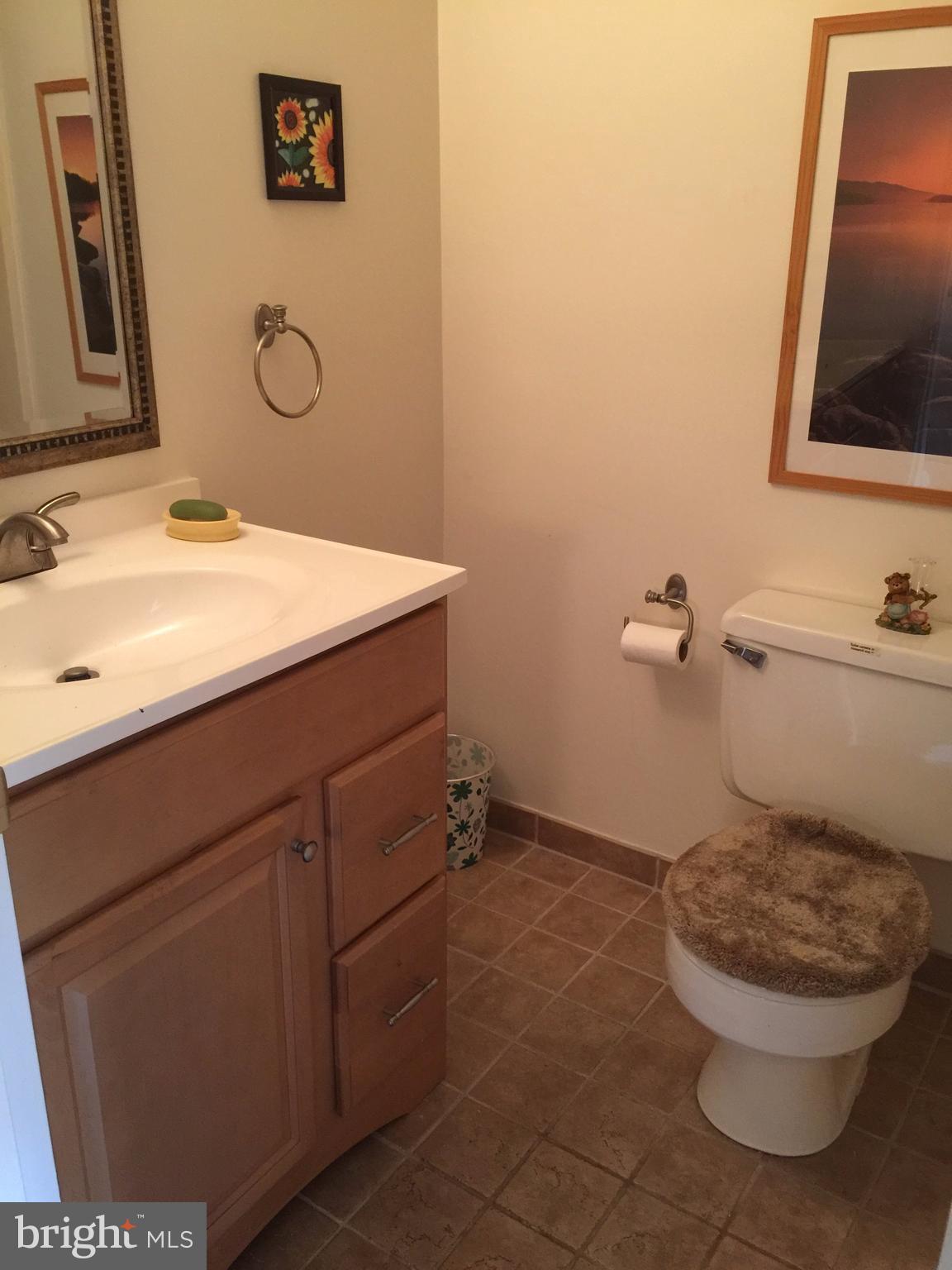 VANTAGE POINT - Residential Lease