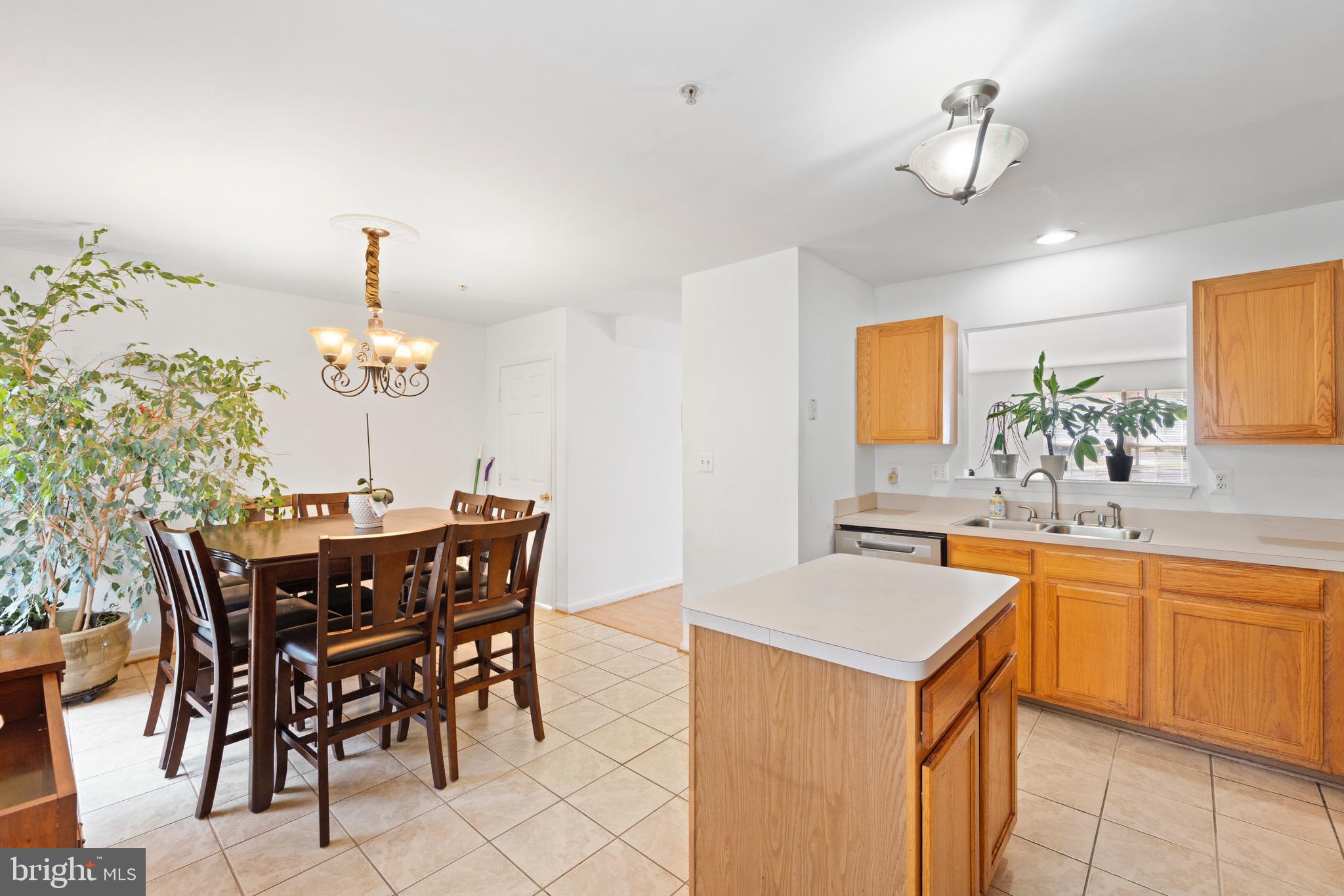 CHAPLINE PLACE - Residential