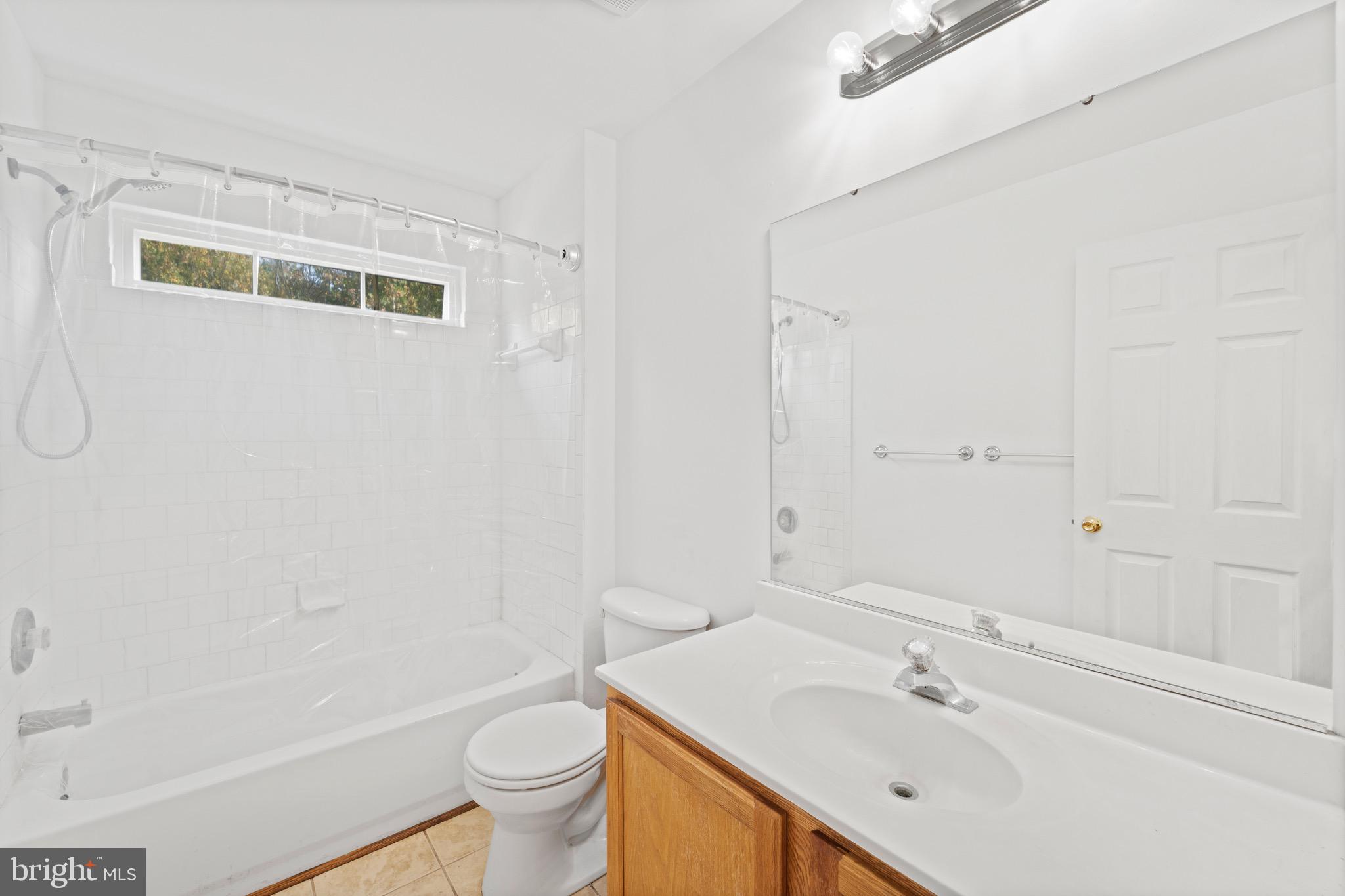 CHAPLINE PLACE - Residential