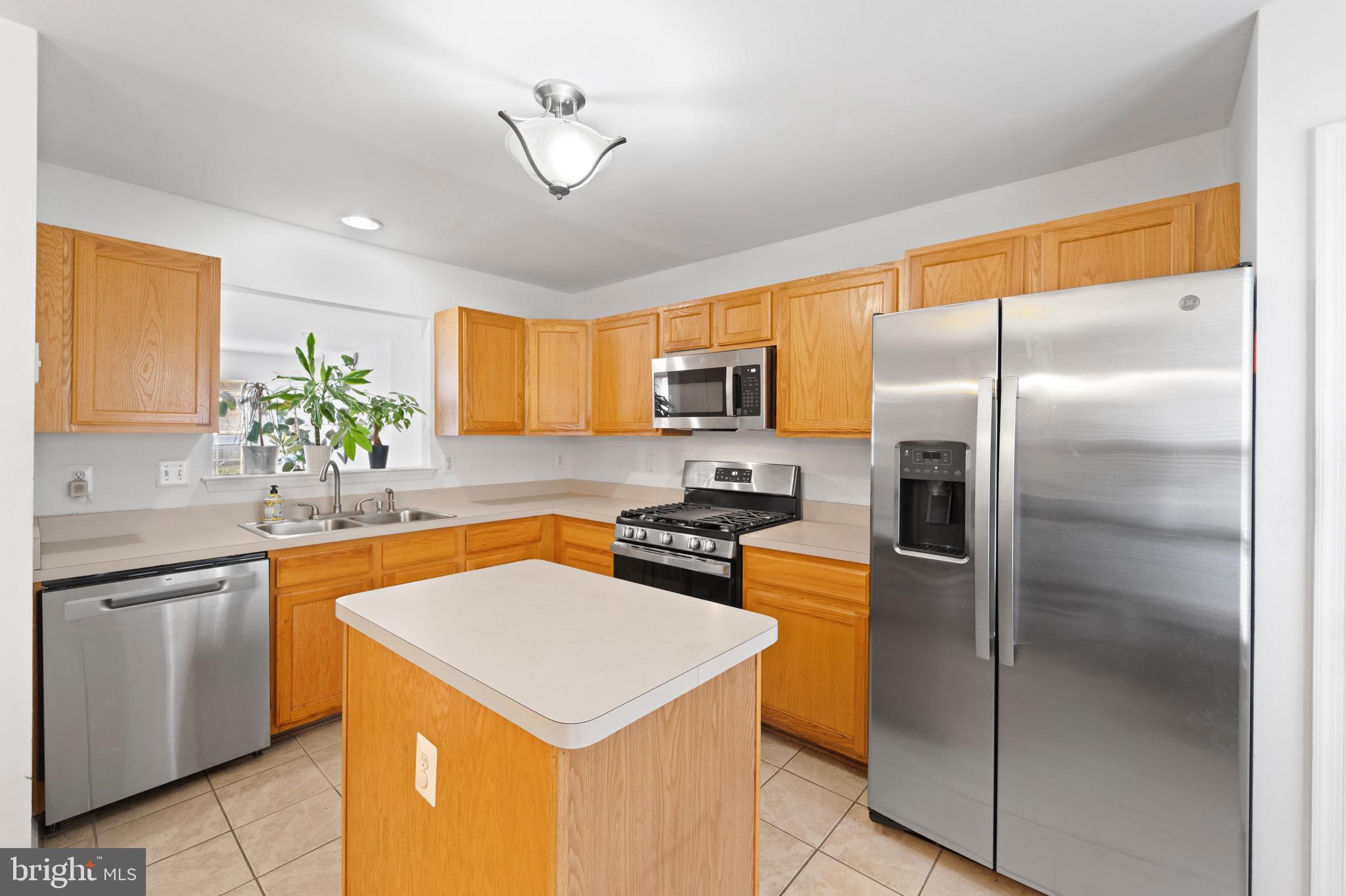 CHAPLINE PLACE - Residential