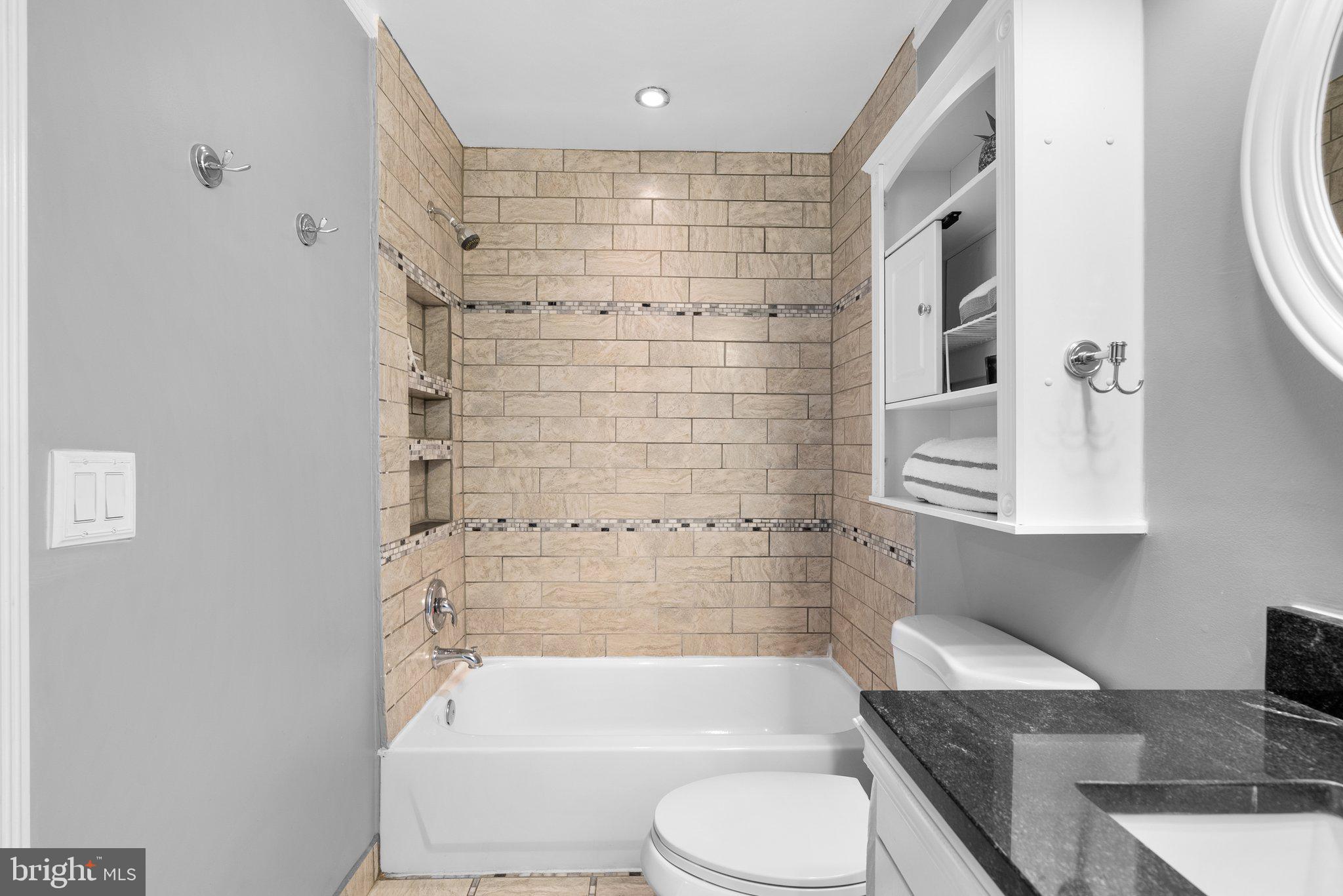 TANTALLON HILLS - Residential