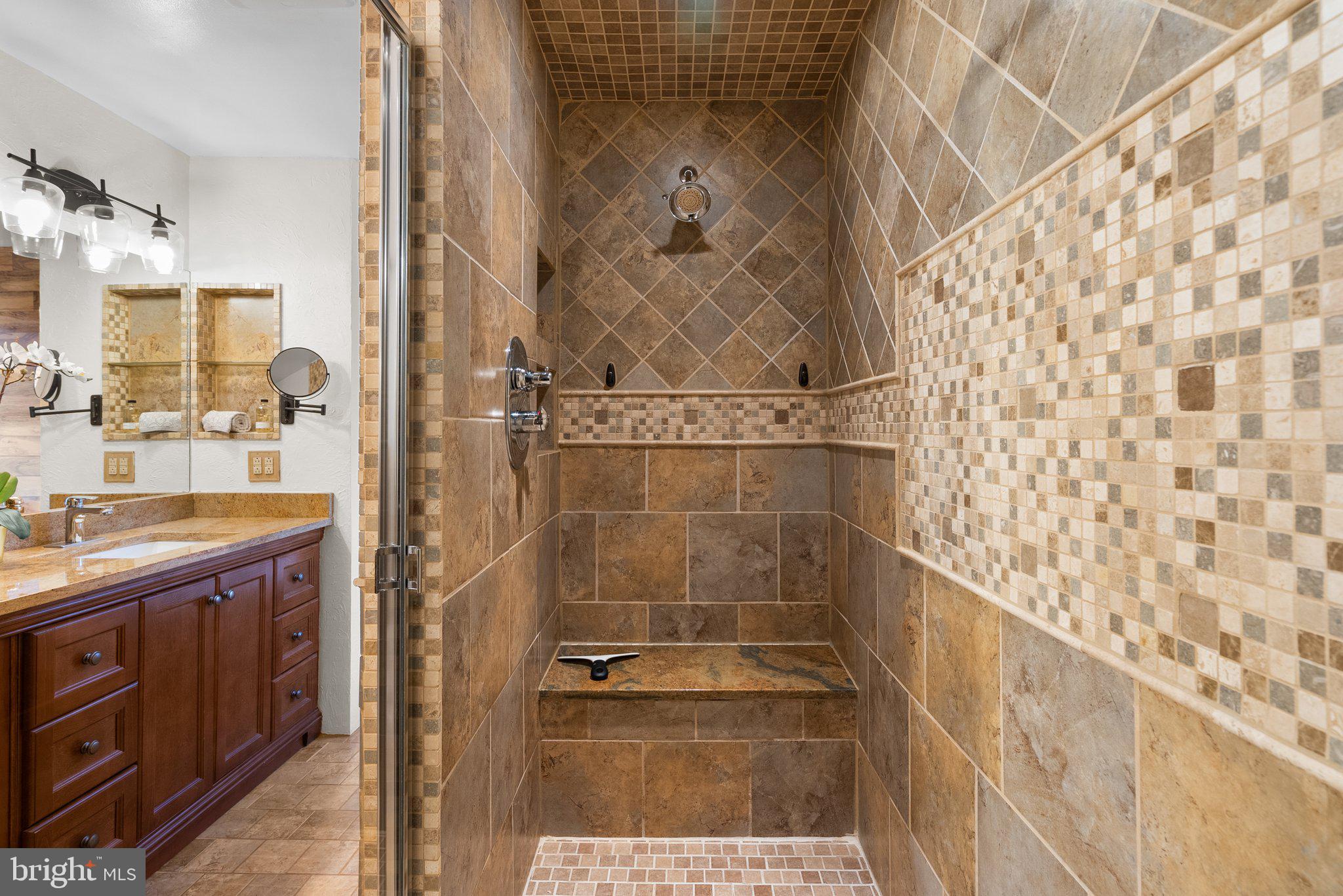 TANTALLON HILLS - Residential