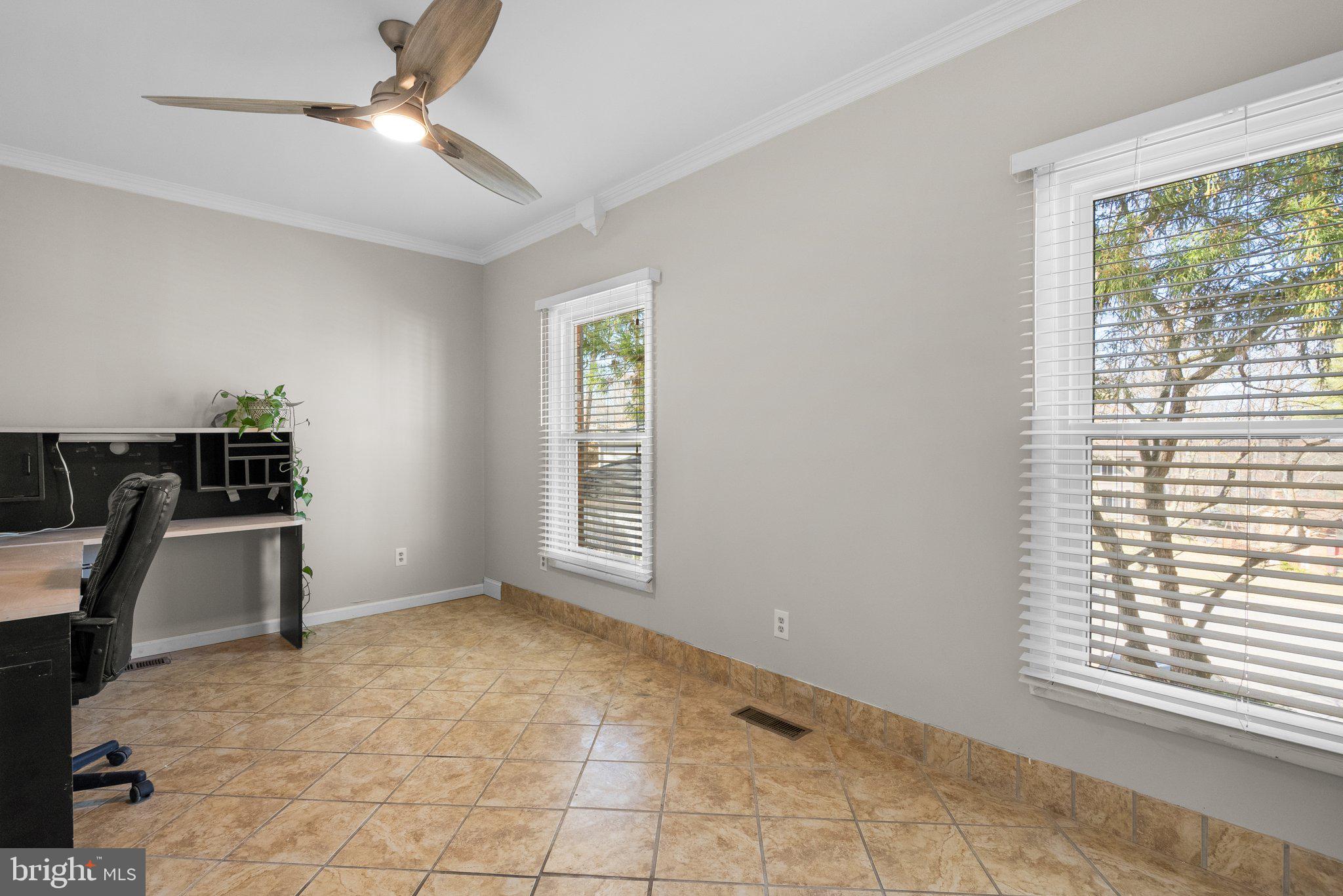 TANTALLON HILLS - Residential