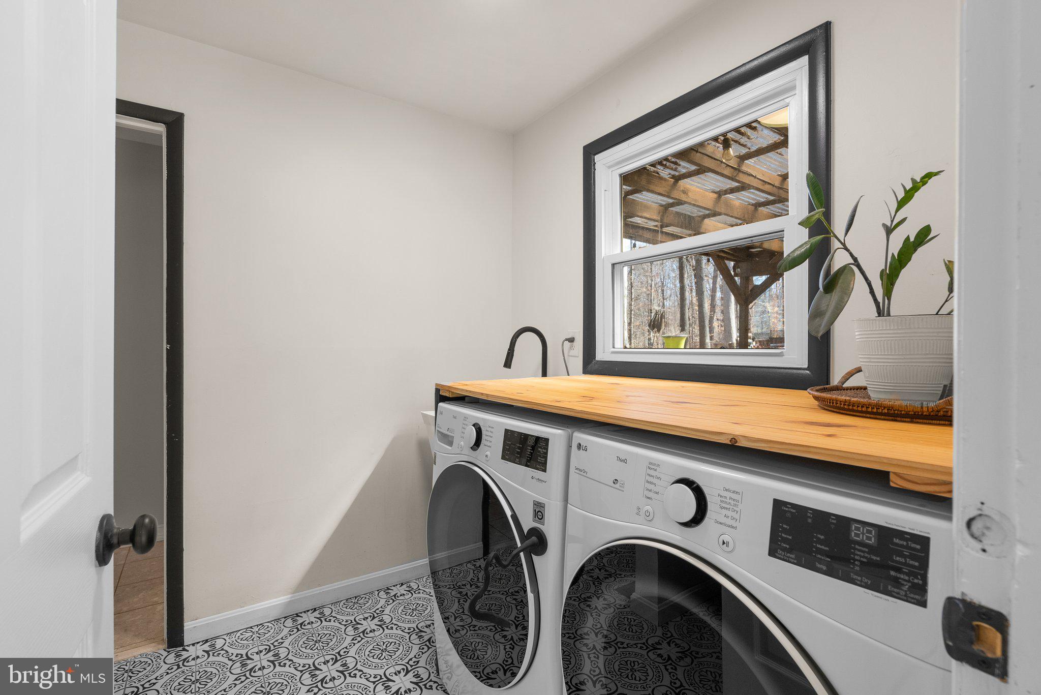 TANTALLON HILLS - Residential