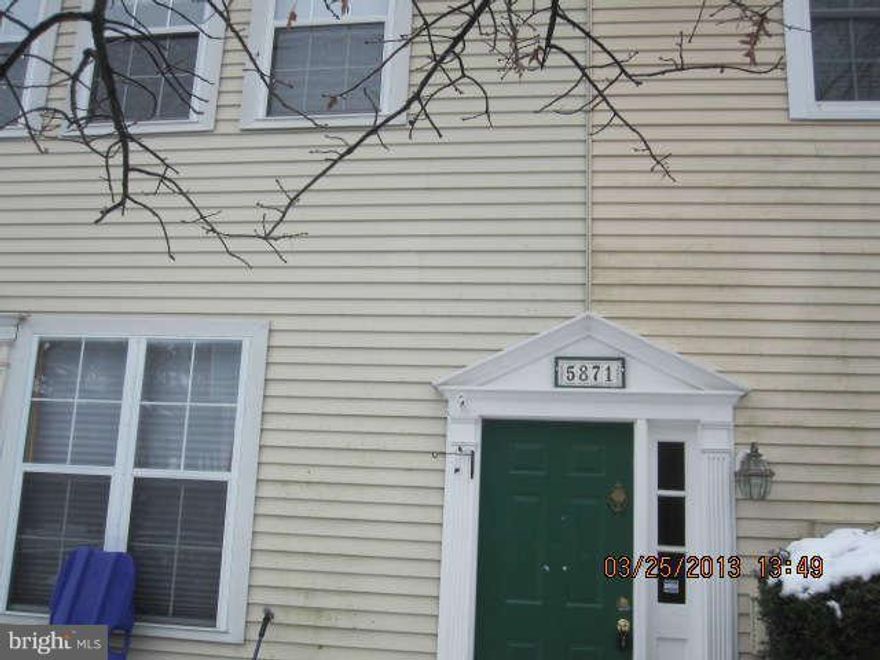 *****  BANK OWNED *******   MOVE RIGHT IN AS ALL IT NEEDS IS YOUR FURNITURE.  SCHEDULE A SHOWING BEFORE IT IS GONE.  Property is being sold subject to 24 CFR 206.125.