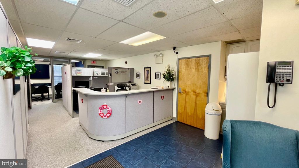 Photo of 27 Regency Plaza, GLEN MILLS, PA 19342 (MLS # PADE2060848)