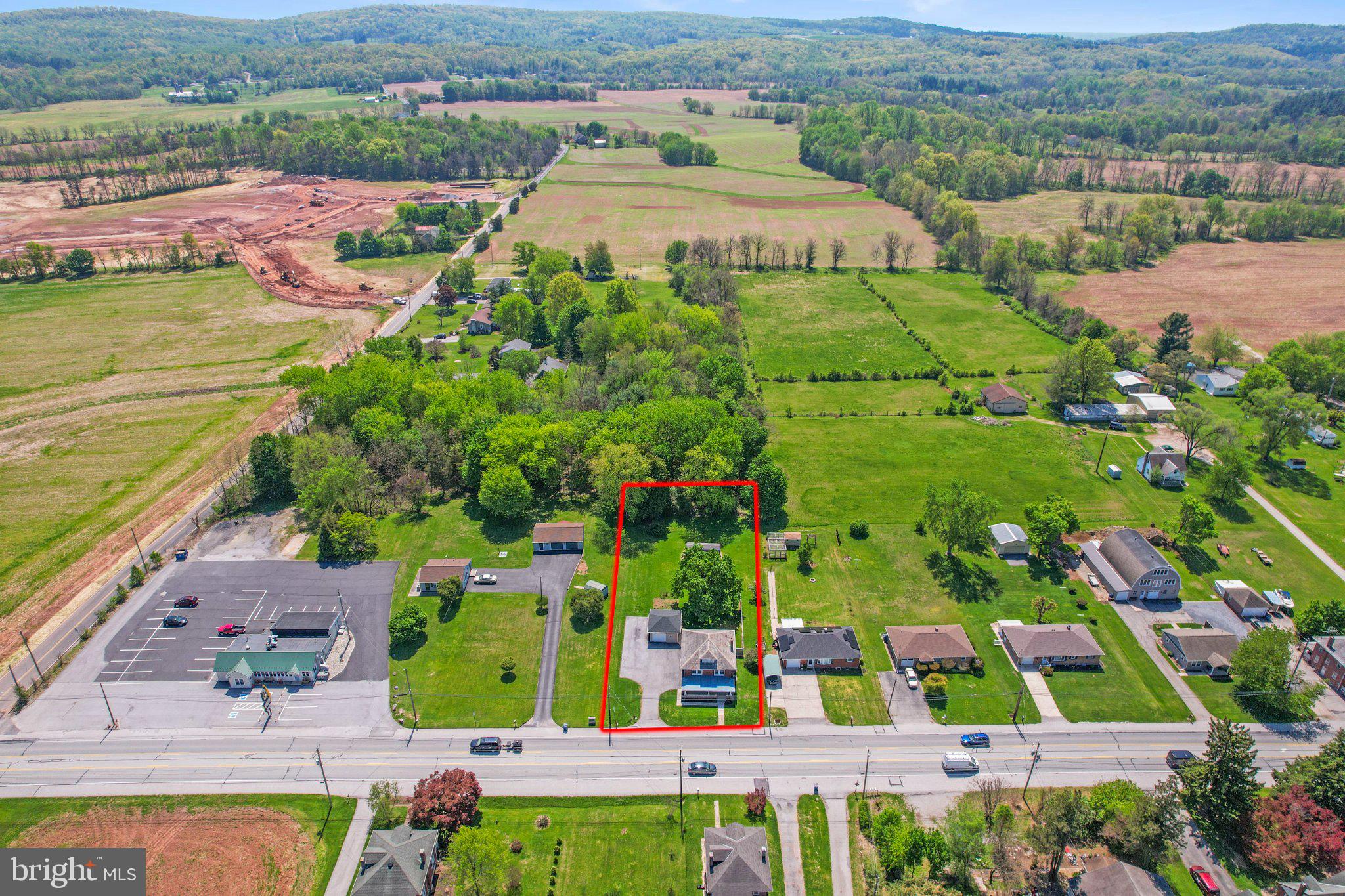 7630 LINCOLN HIGHWAY