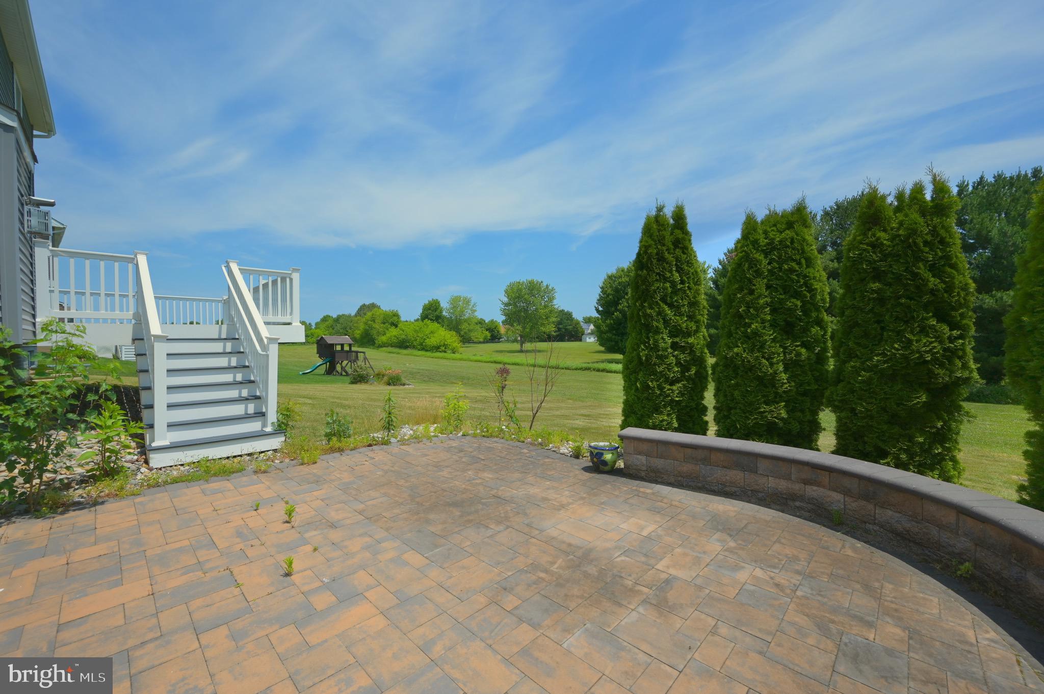 610 SPRING HOLLOW DRIVE