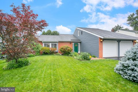 261 E JUNIPER AVENUE STERLING VA 20164