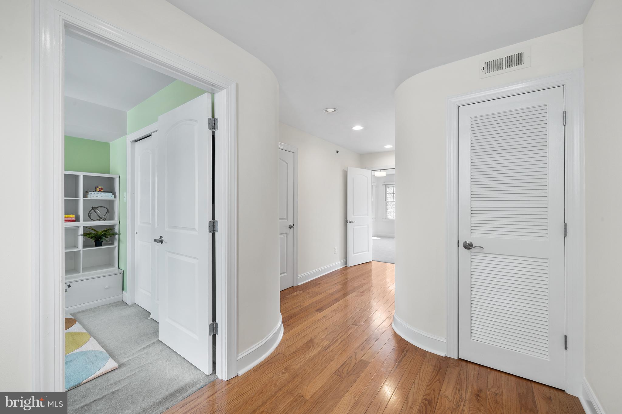 BELLA VISTA - Residential