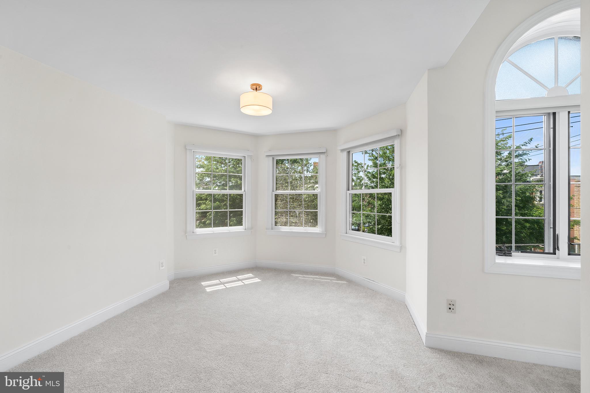 BELLA VISTA - Residential