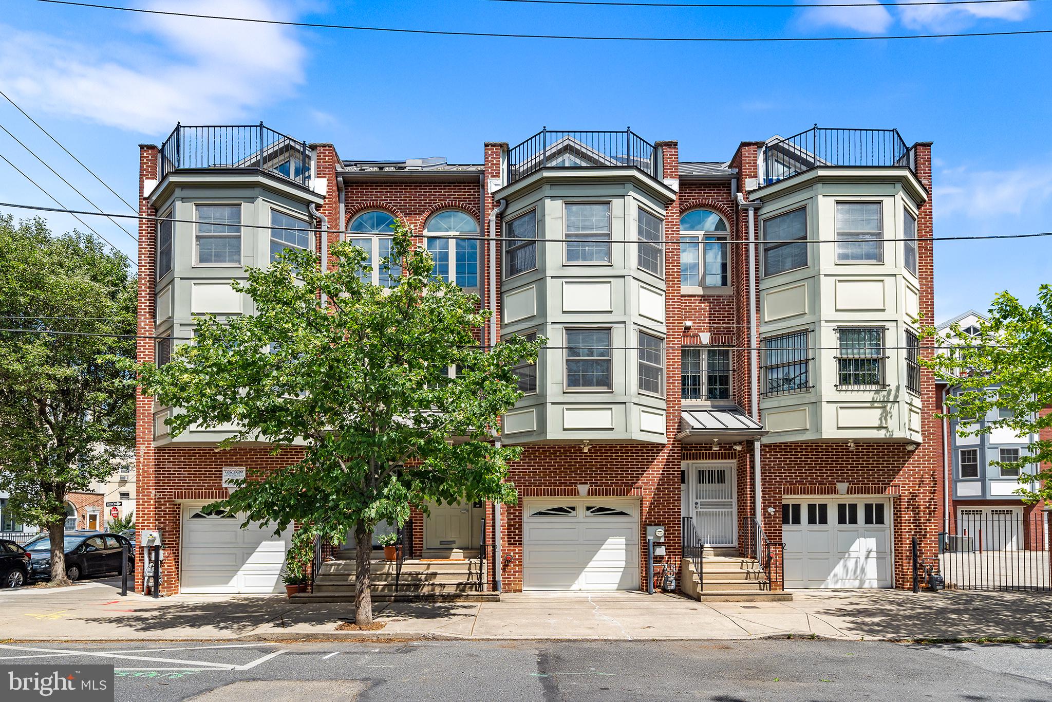 BELLA VISTA - Residential