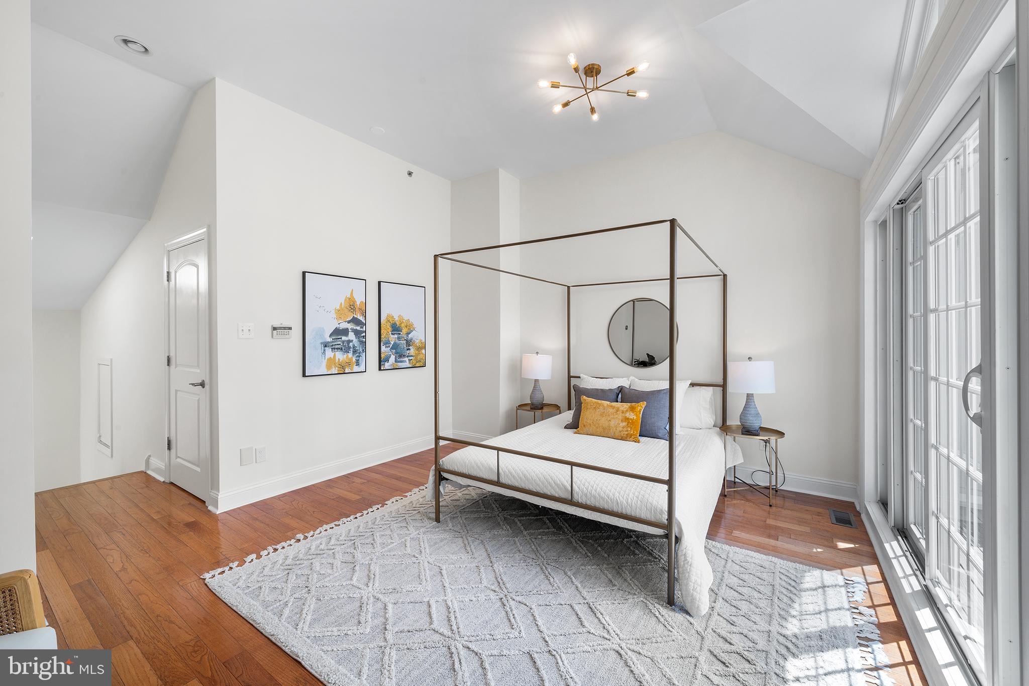 BELLA VISTA - Residential