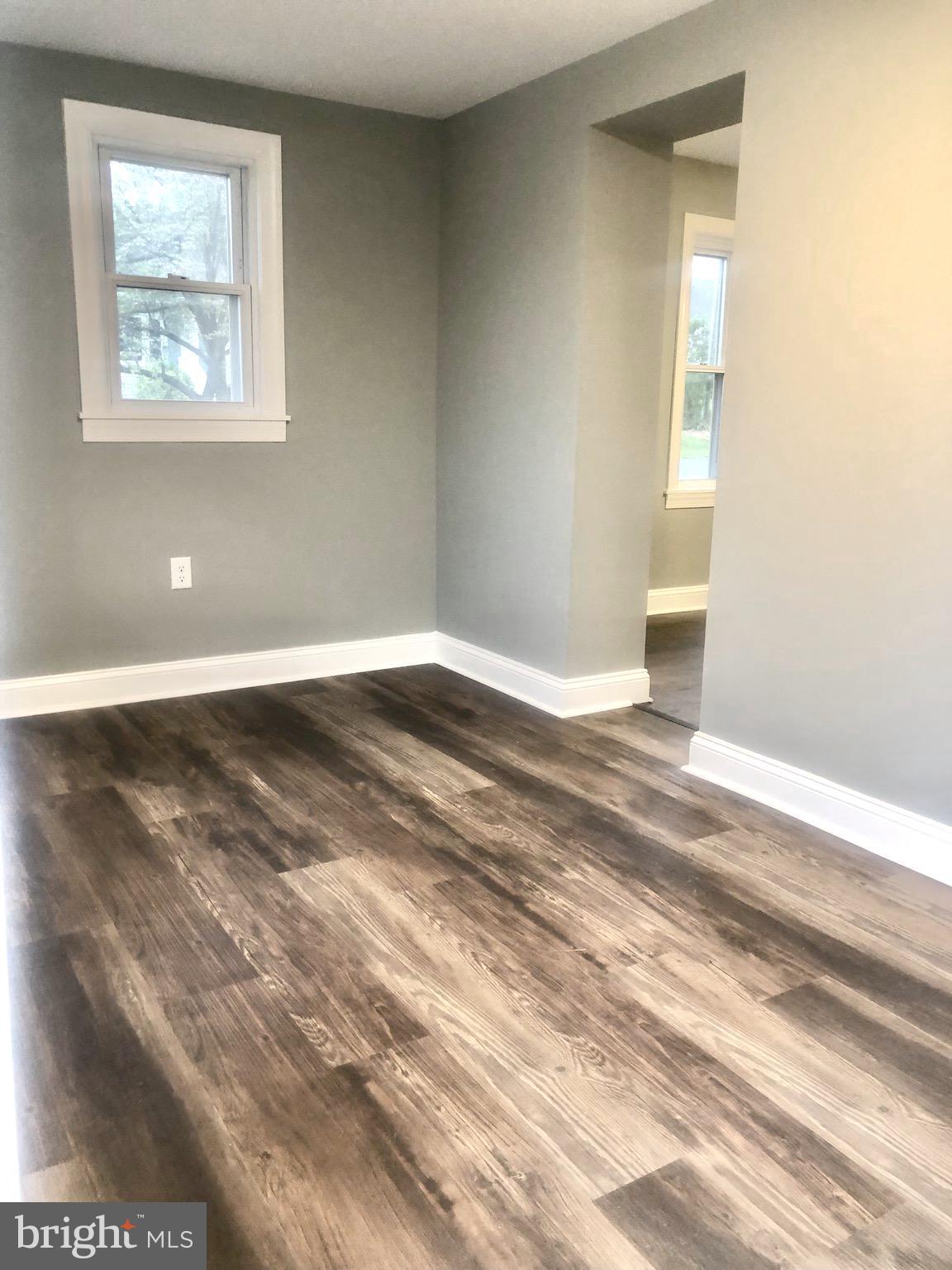 DINGES HEIGHTS - Residential Lease