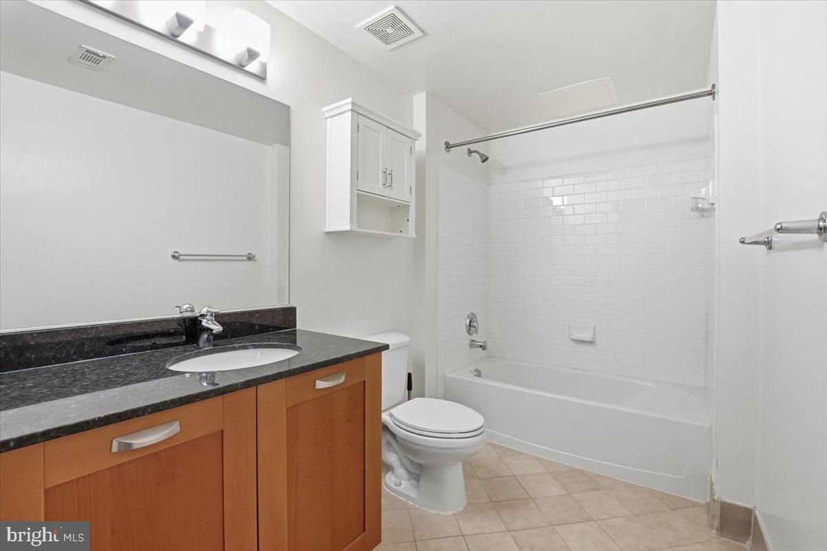 2451 MIDTOWN AVENUE 713