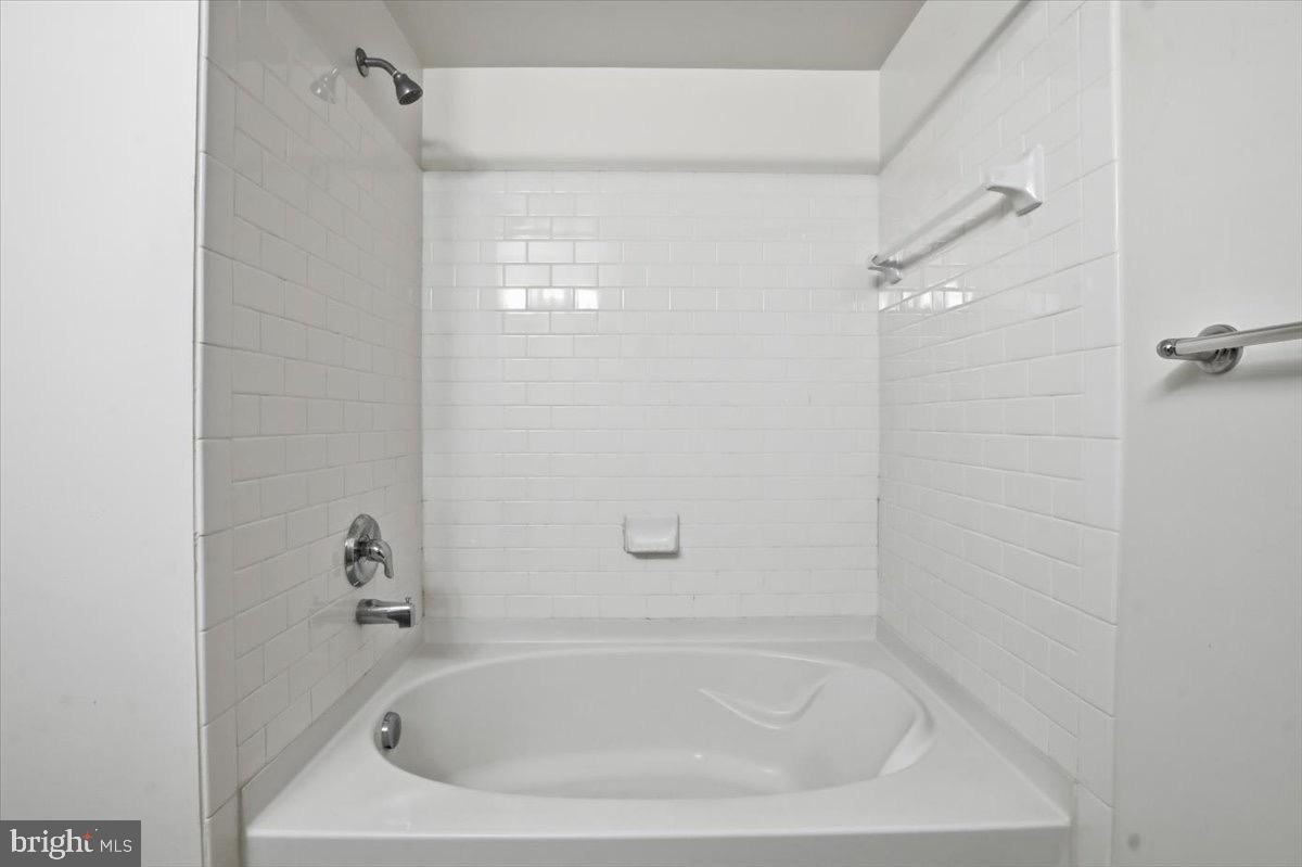 HUNTINGTON - Residential