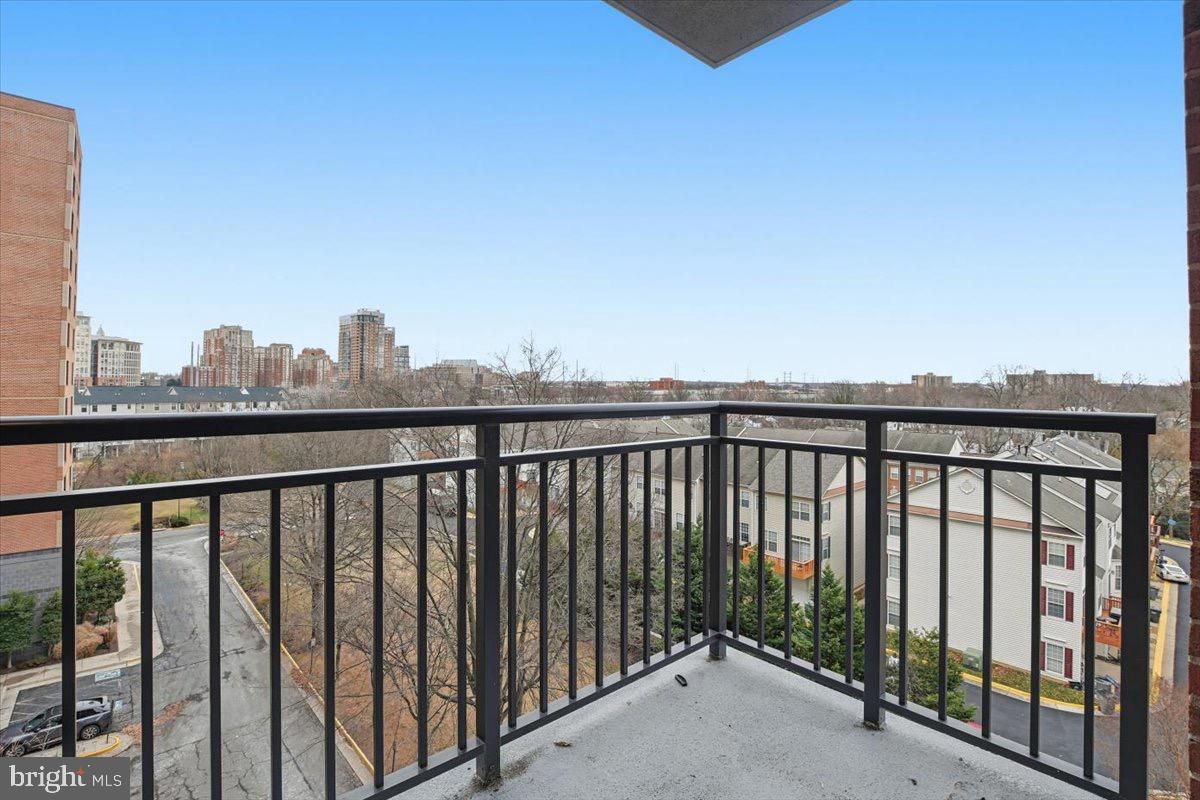 HUNTINGTON - Residential