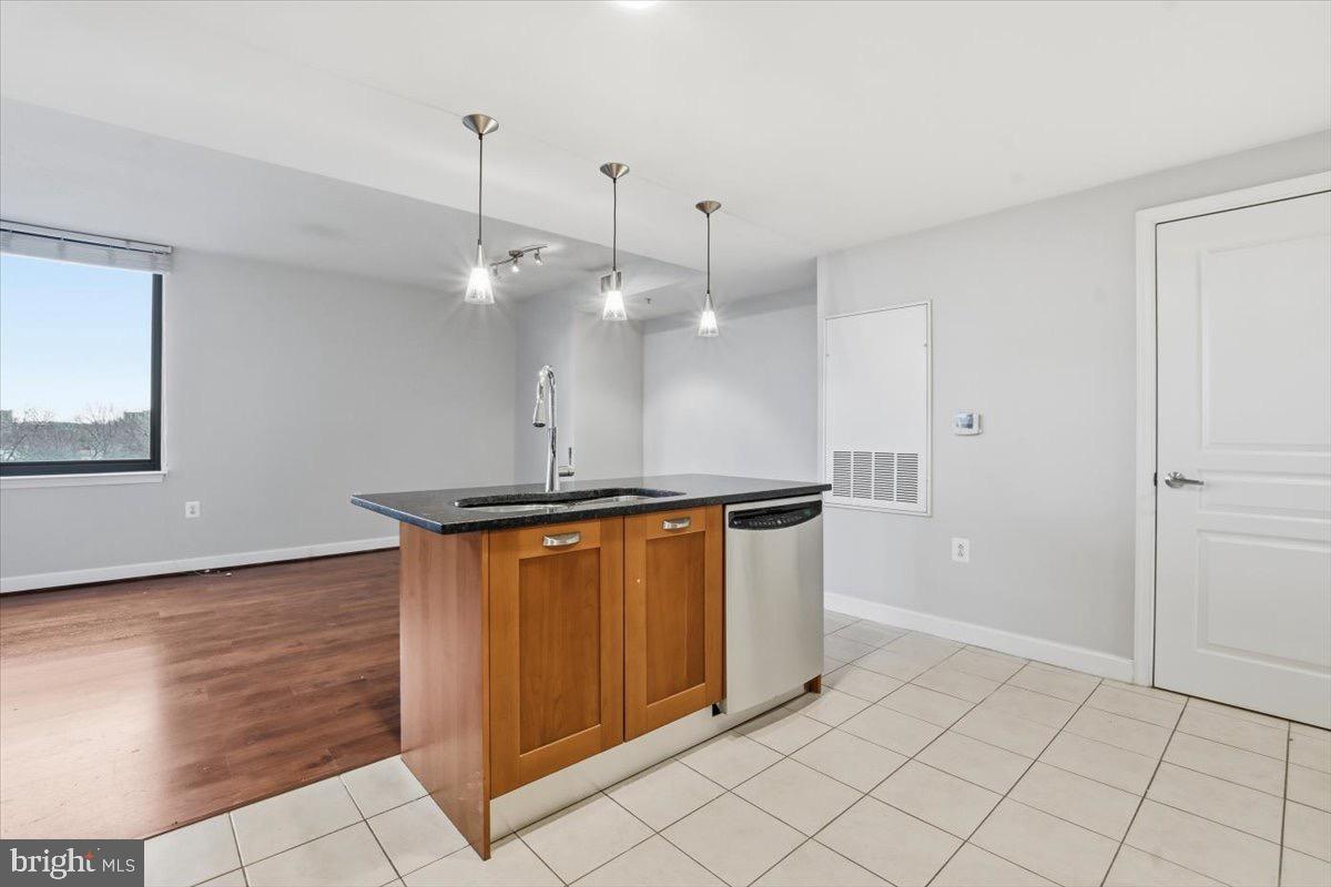 HUNTINGTON - Residential