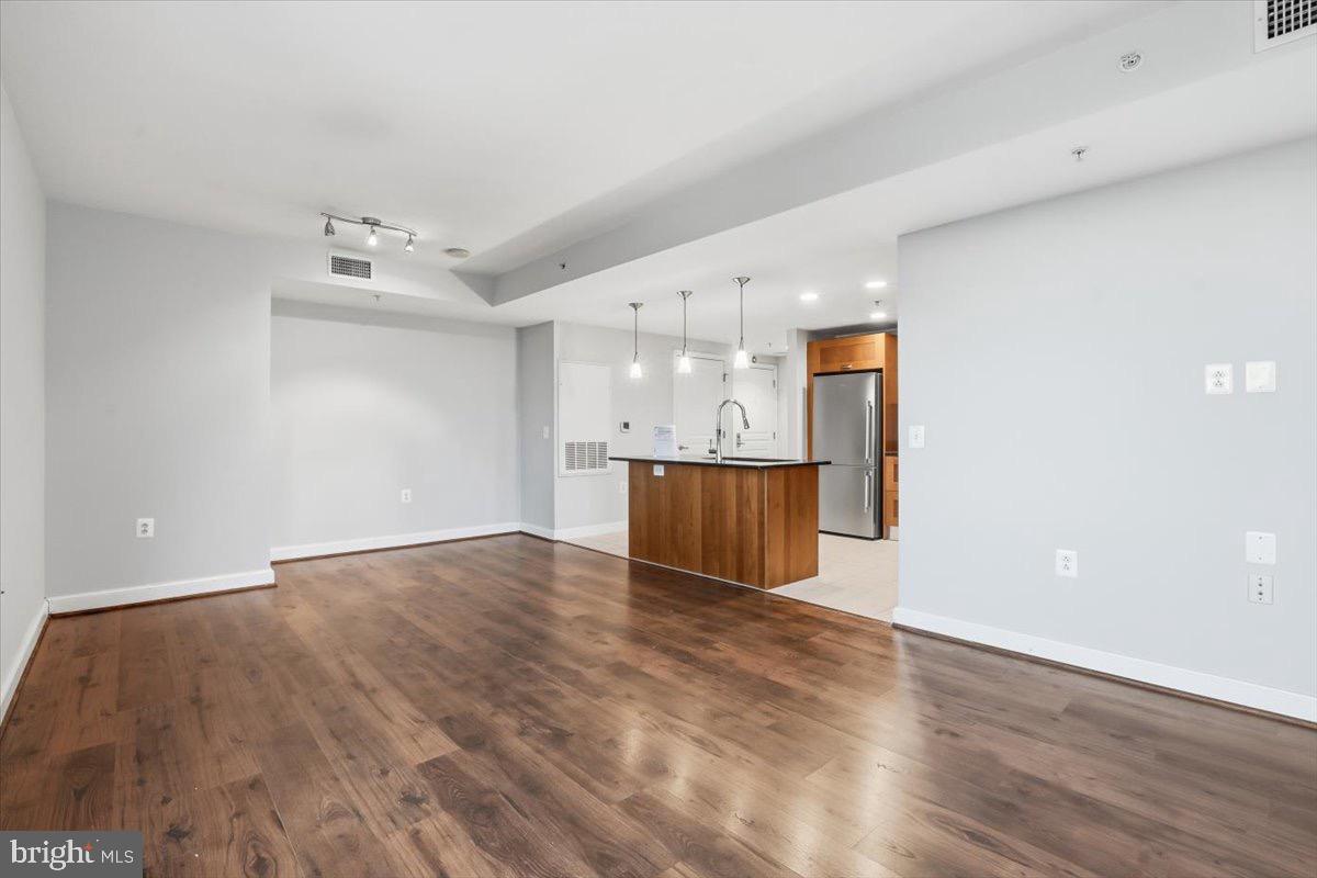 HUNTINGTON - Residential